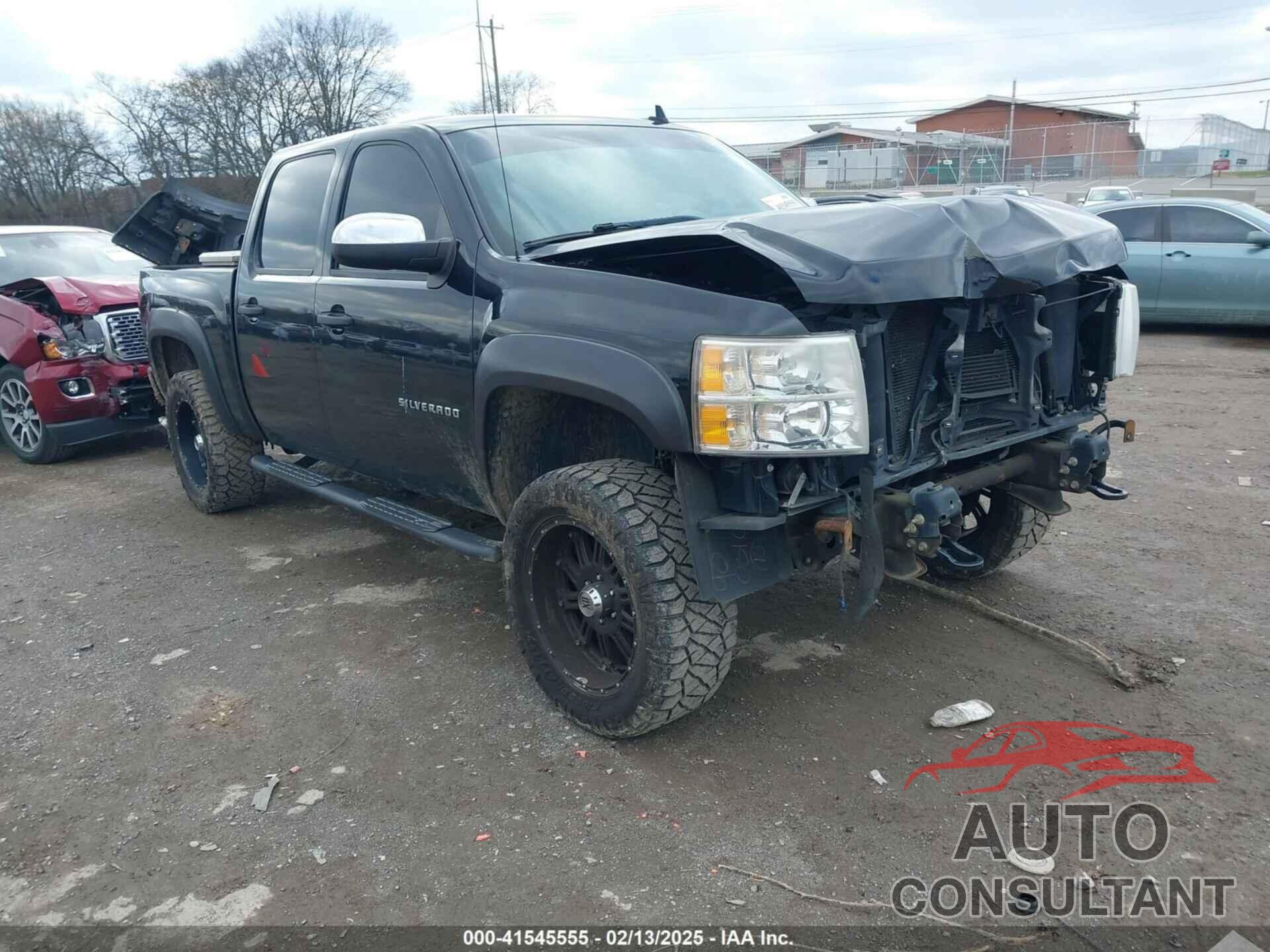 CHEVROLET SILVERADO 1500 2011 - 3GCPKSE3XBG197393