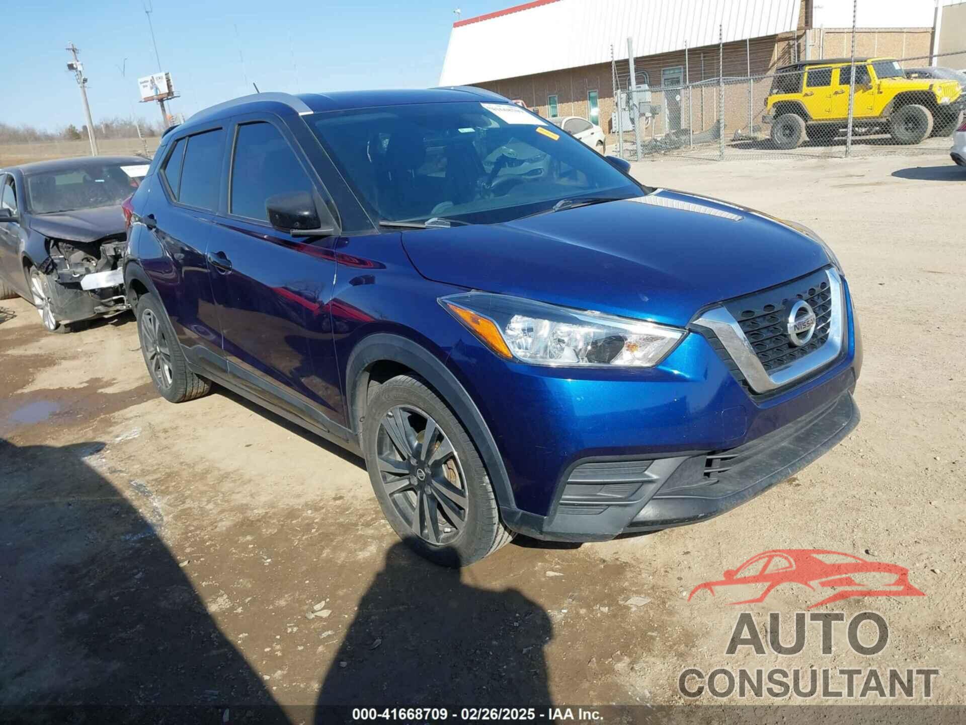 NISSAN KICKS 2018 - 3N1CP5CU7JL518103