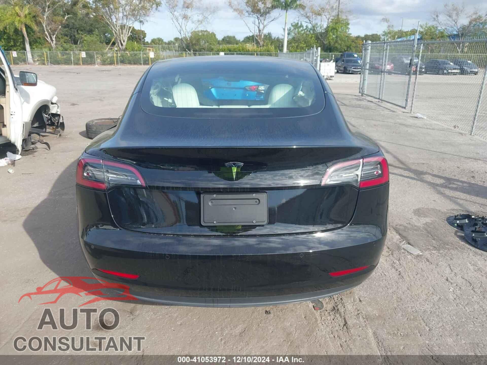 TESLA MODEL 3 2020 - 5YJ3E1EA2LF738104
