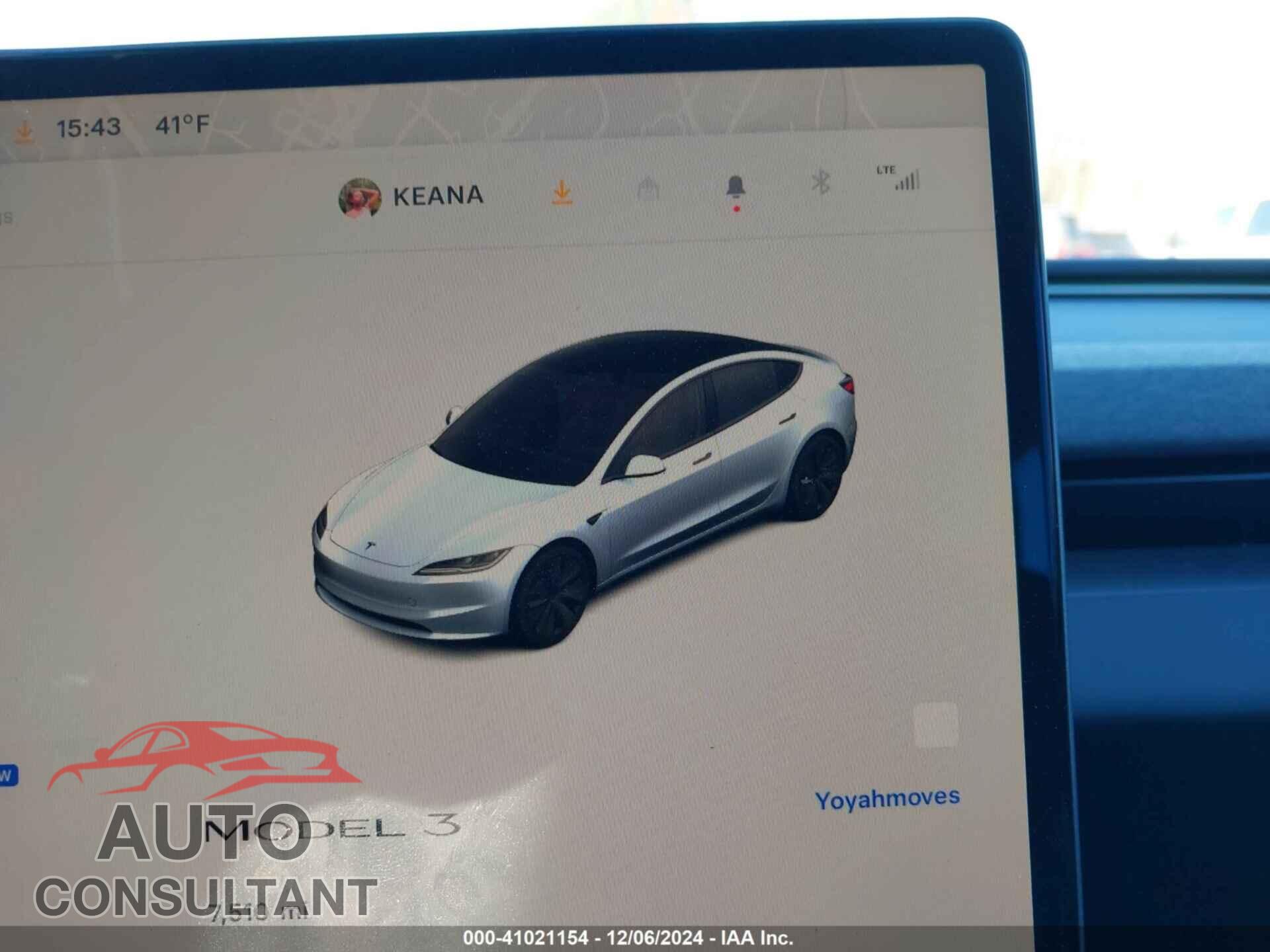 TESLA MODEL 3 2024 - 5YJ3E1EA9RF741395