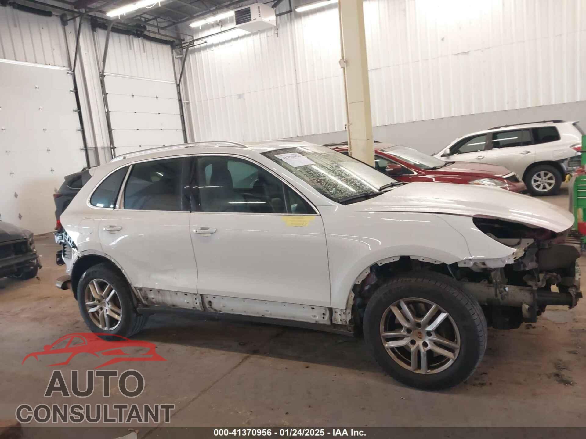 PORSCHE CAYENNE 2016 - WP1AA2A26GLA10357