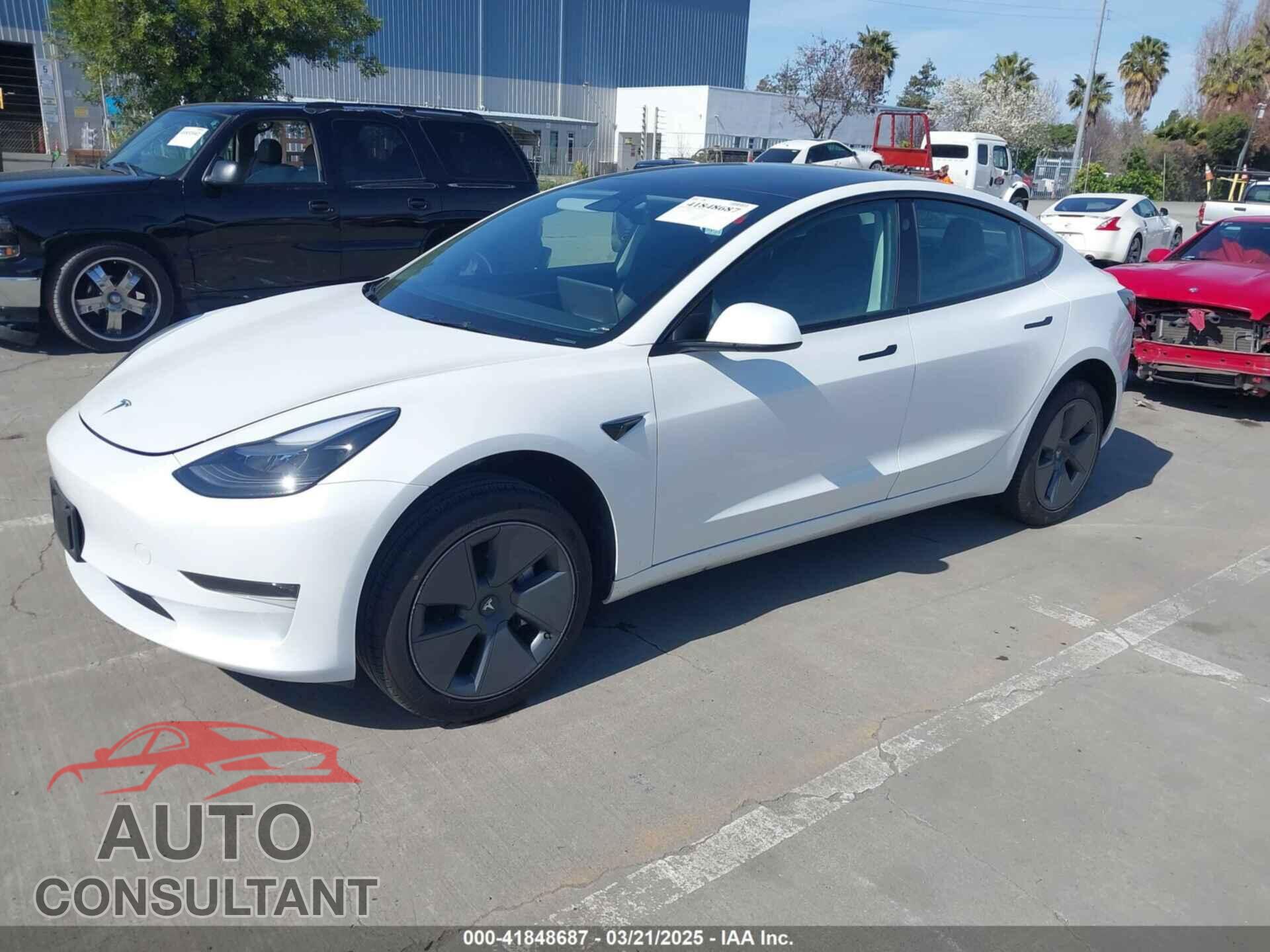 TESLA MODEL 3 2023 - 5YJ3E1EAXPF646809