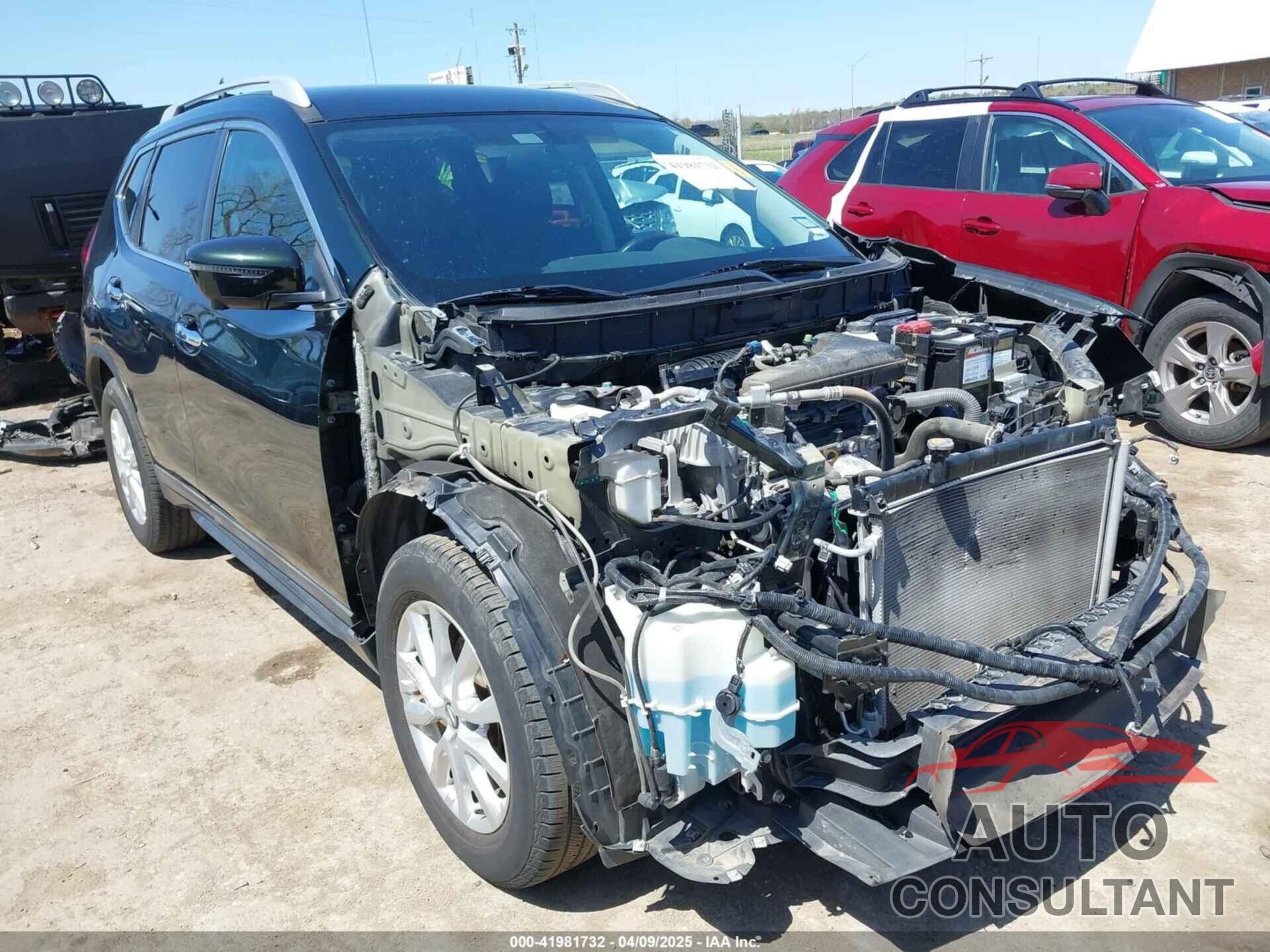 NISSAN ROGUE 2018 - 5N1AT2MT5JC704282