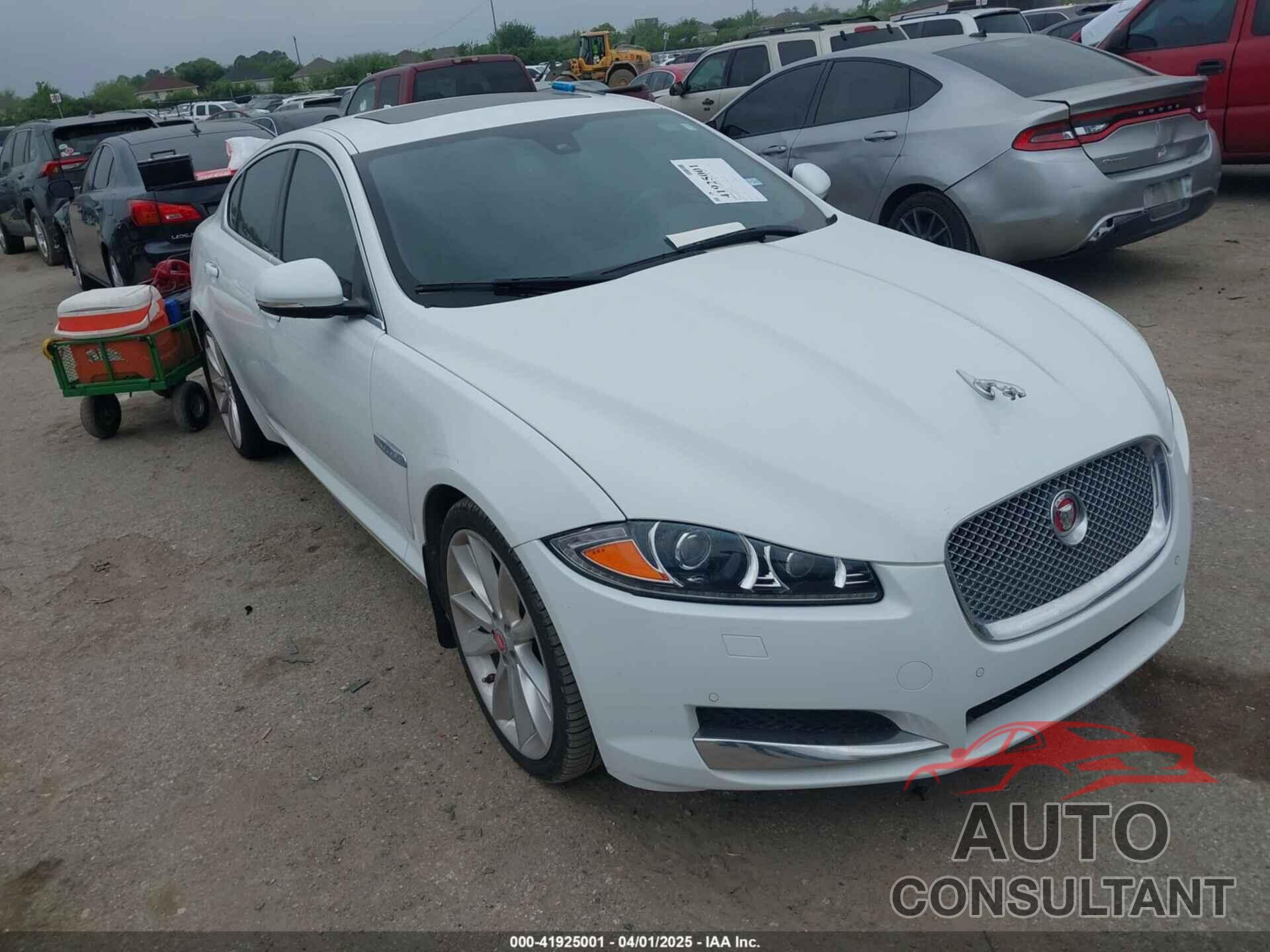 JAGUAR XF 2014 - SAJWJ0EF3E8U10192