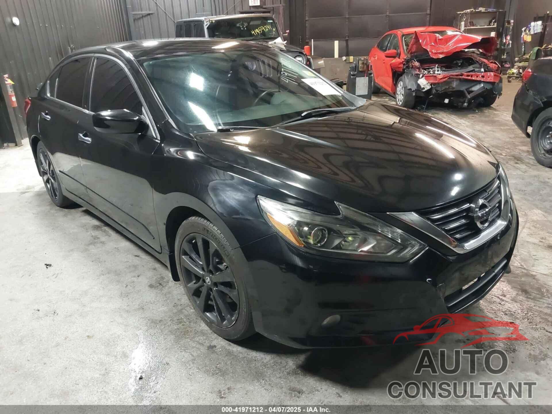 NISSAN ALTIMA 2017 - 1N4AL3AP4HC239740