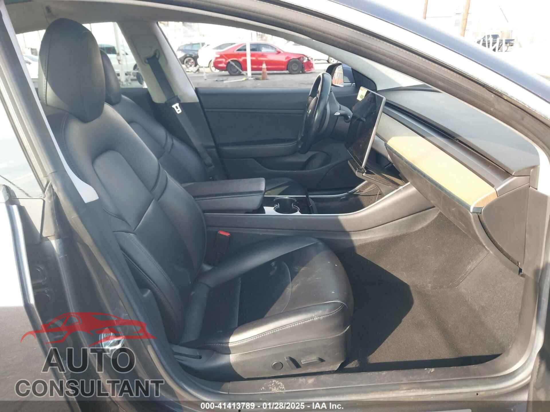 TESLA MODEL 3 2017 - 5YJ3E1EA3HF001713