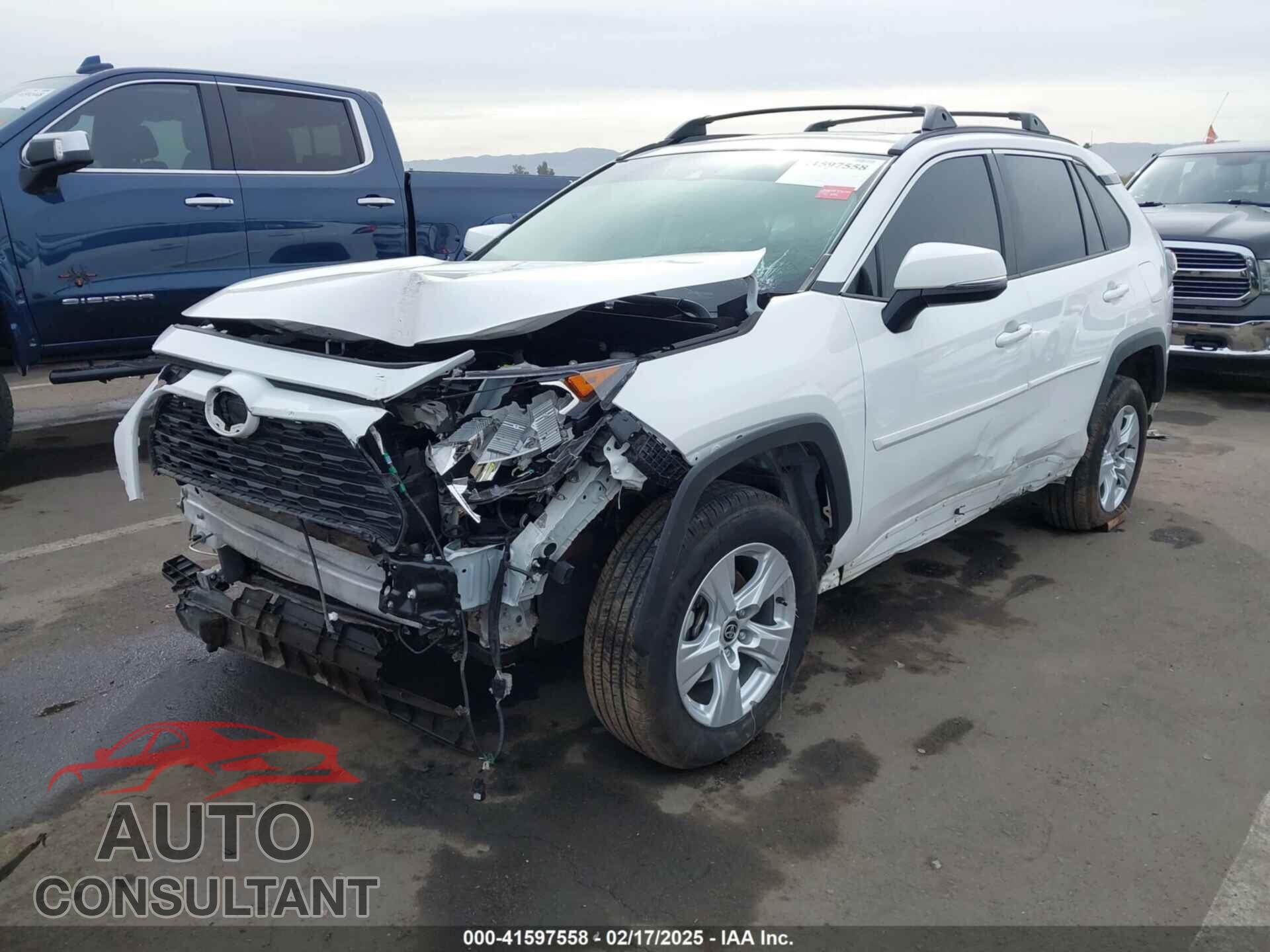 TOYOTA RAV4 2021 - JTMP1RFV8MD084781
