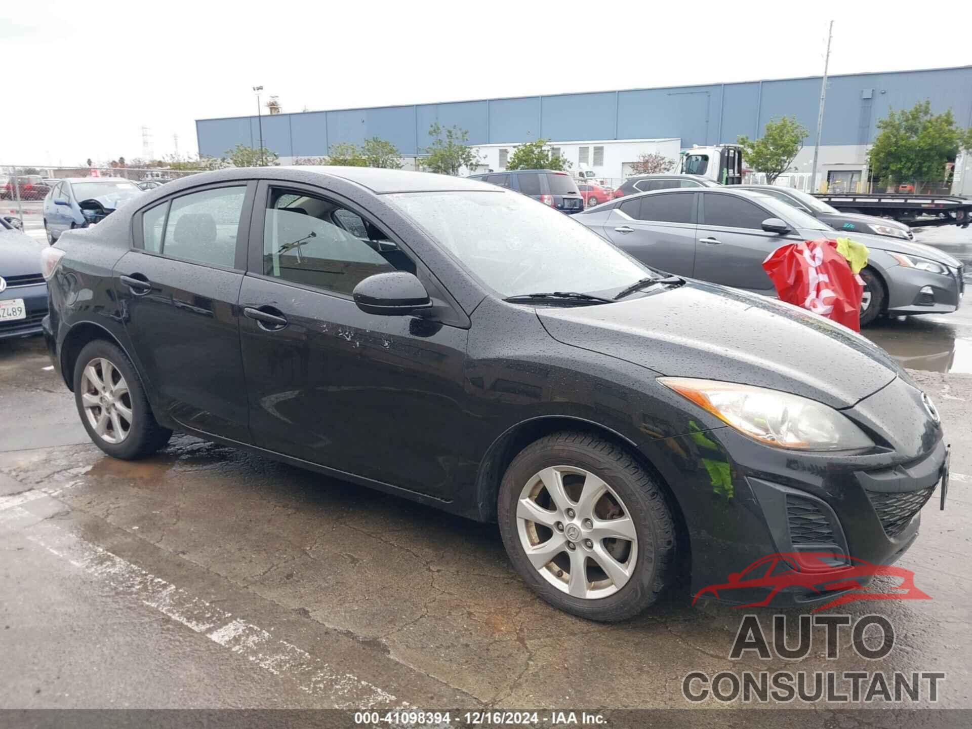 MAZDA MAZDA3 2011 - JM1BL1VF2B1497925