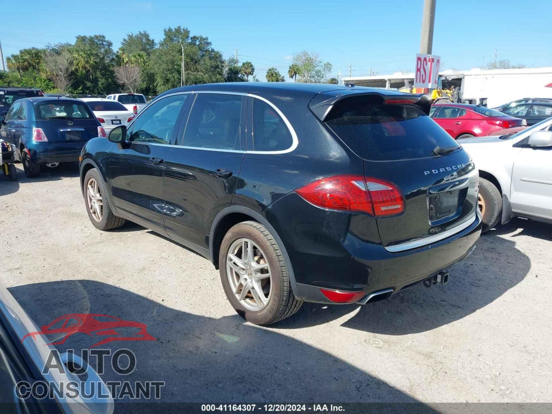 PORSCHE CAYENNE 2012 - WP1AA2A2XCLA08377