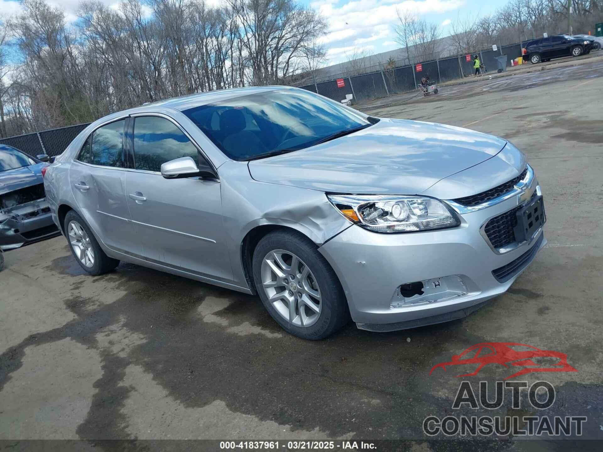 CHEVROLET MALIBU 2015 - 1G11C5SL8FU149265