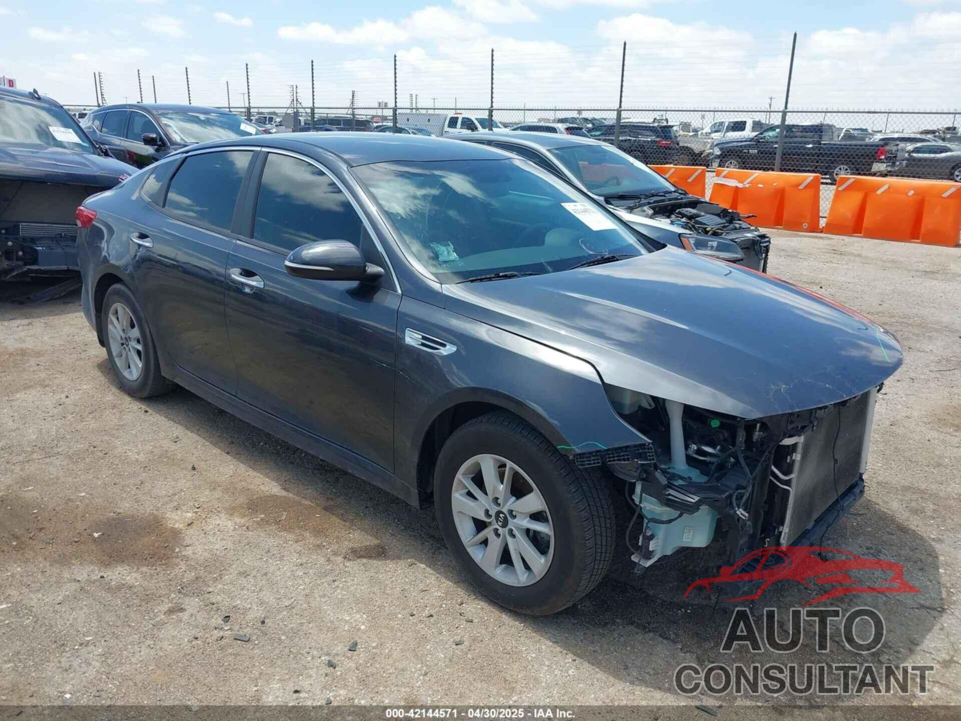 KIA OPTIMA 2017 - 5XXGT4L3XHG137458
