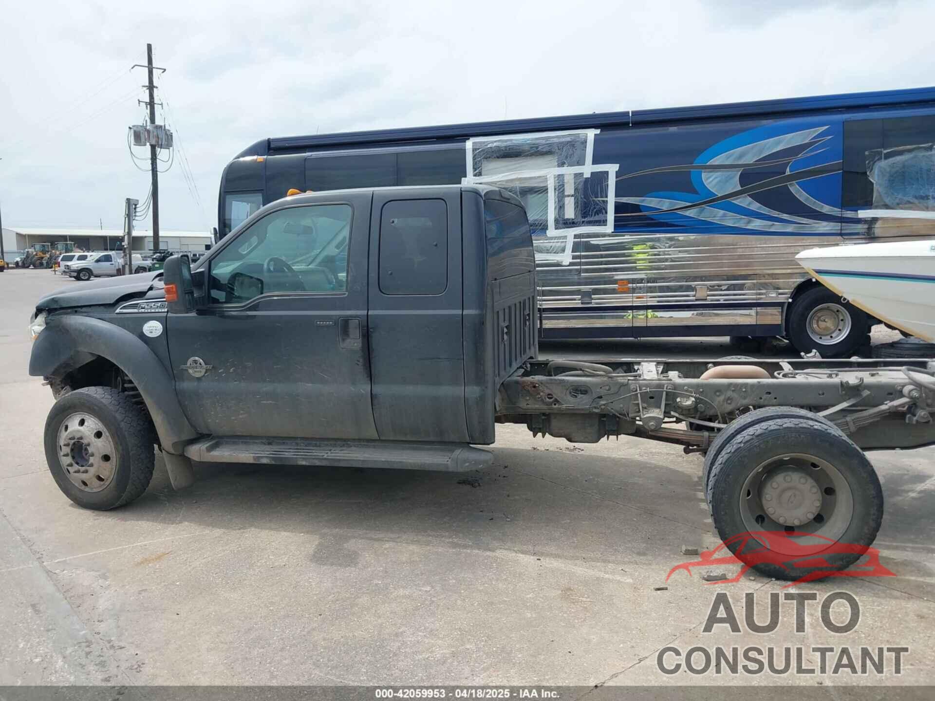 FORD F-550 CHASSIS 2015 - 1FD0X5HT2FED26770