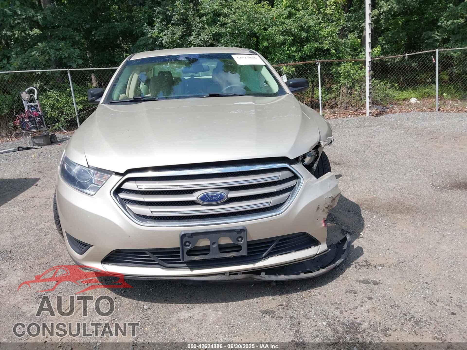 FORD TAURUS 2017 - 1FAHP2D83HG114352