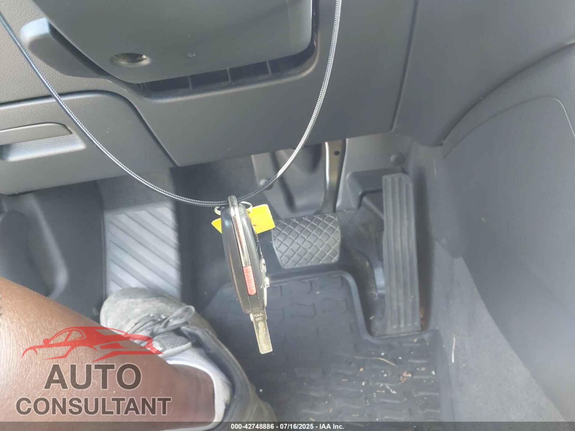 AUDI Q3 2016 - WA1EFCFS8GR015246