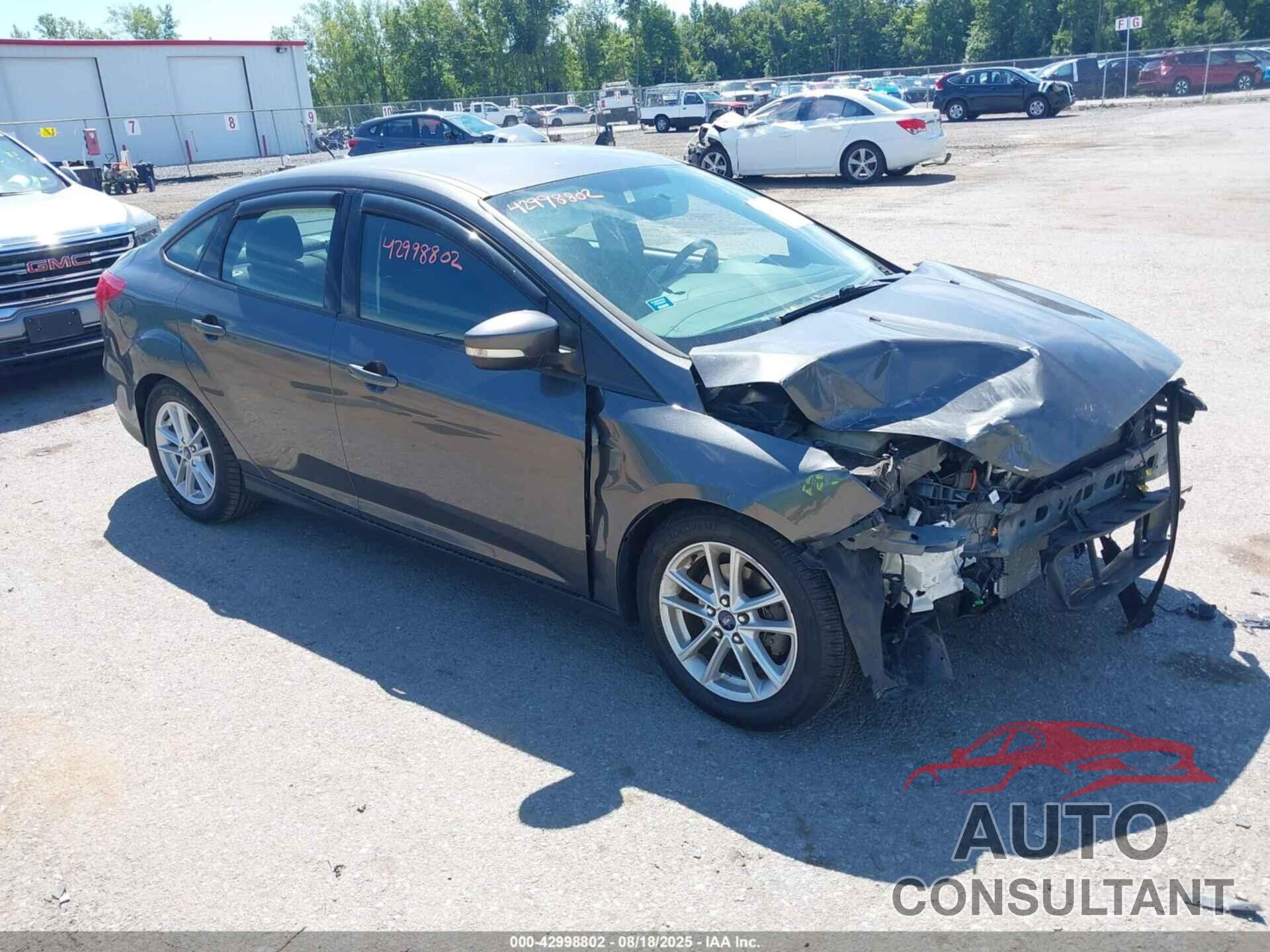 FORD FOCUS 2015 - 1FADP3F29FL209760