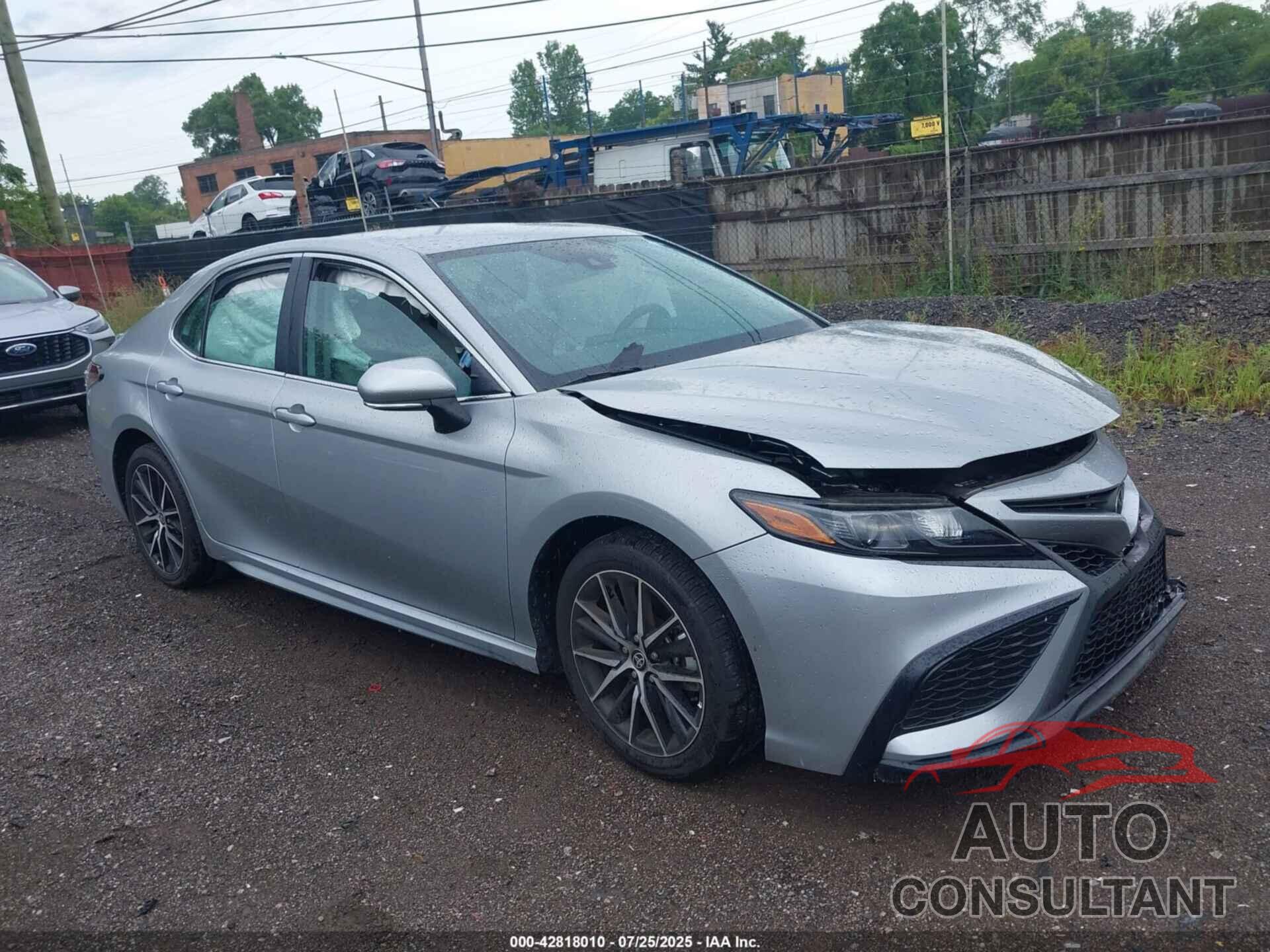 TOYOTA CAMRY 2024 - 4T1G11BK4RU119641