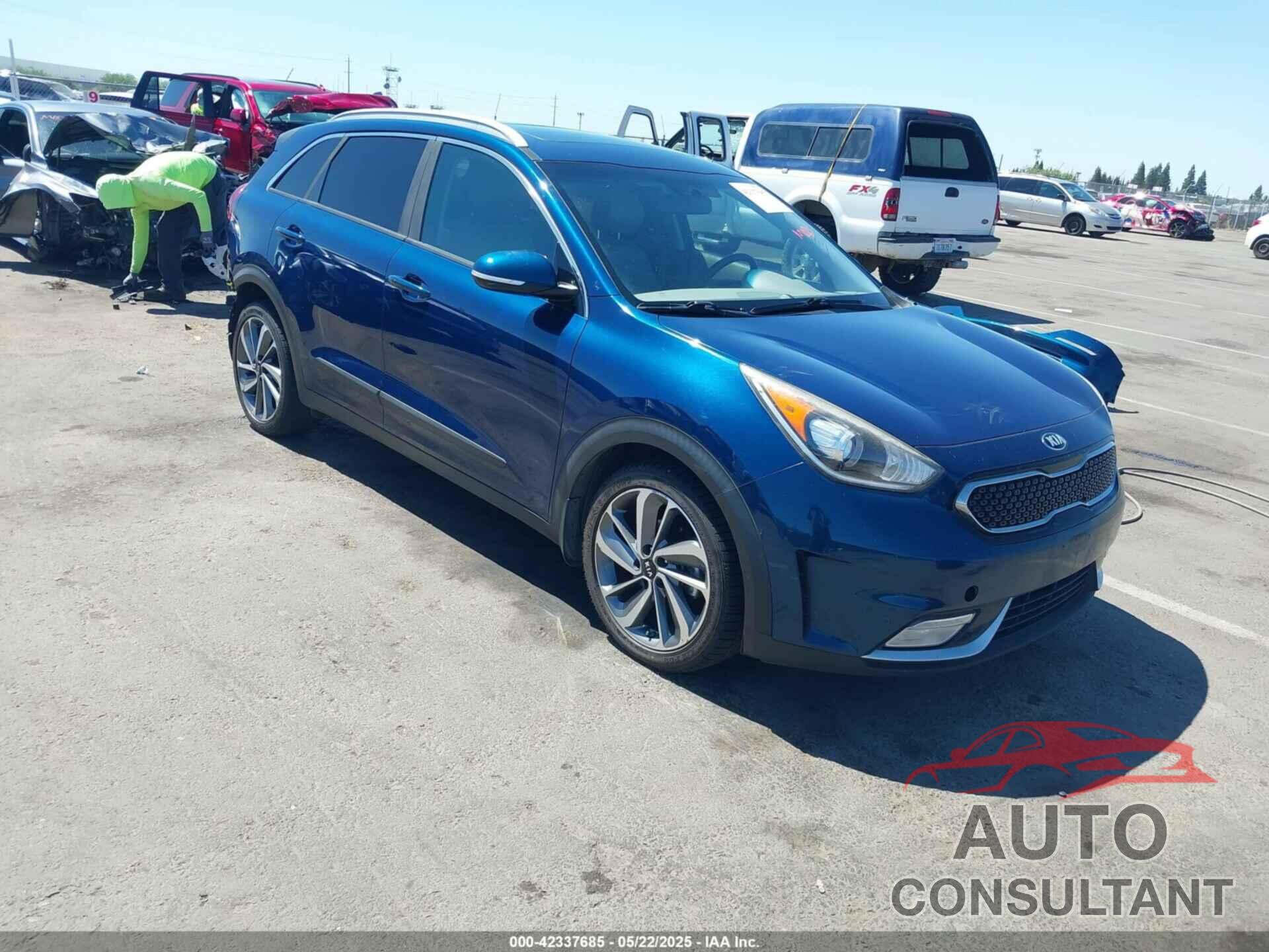 KIA NIRO 2017 - KNDCE3LC1H5043203