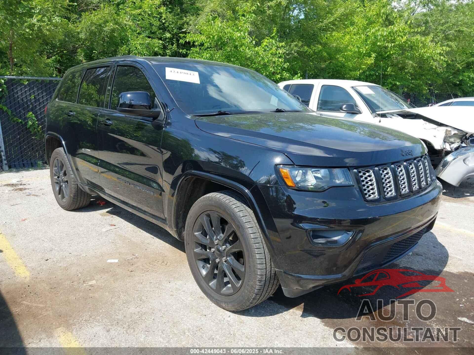 JEEP GRAND CHEROKEE 2018 - 1C4RJFAG3JC499248