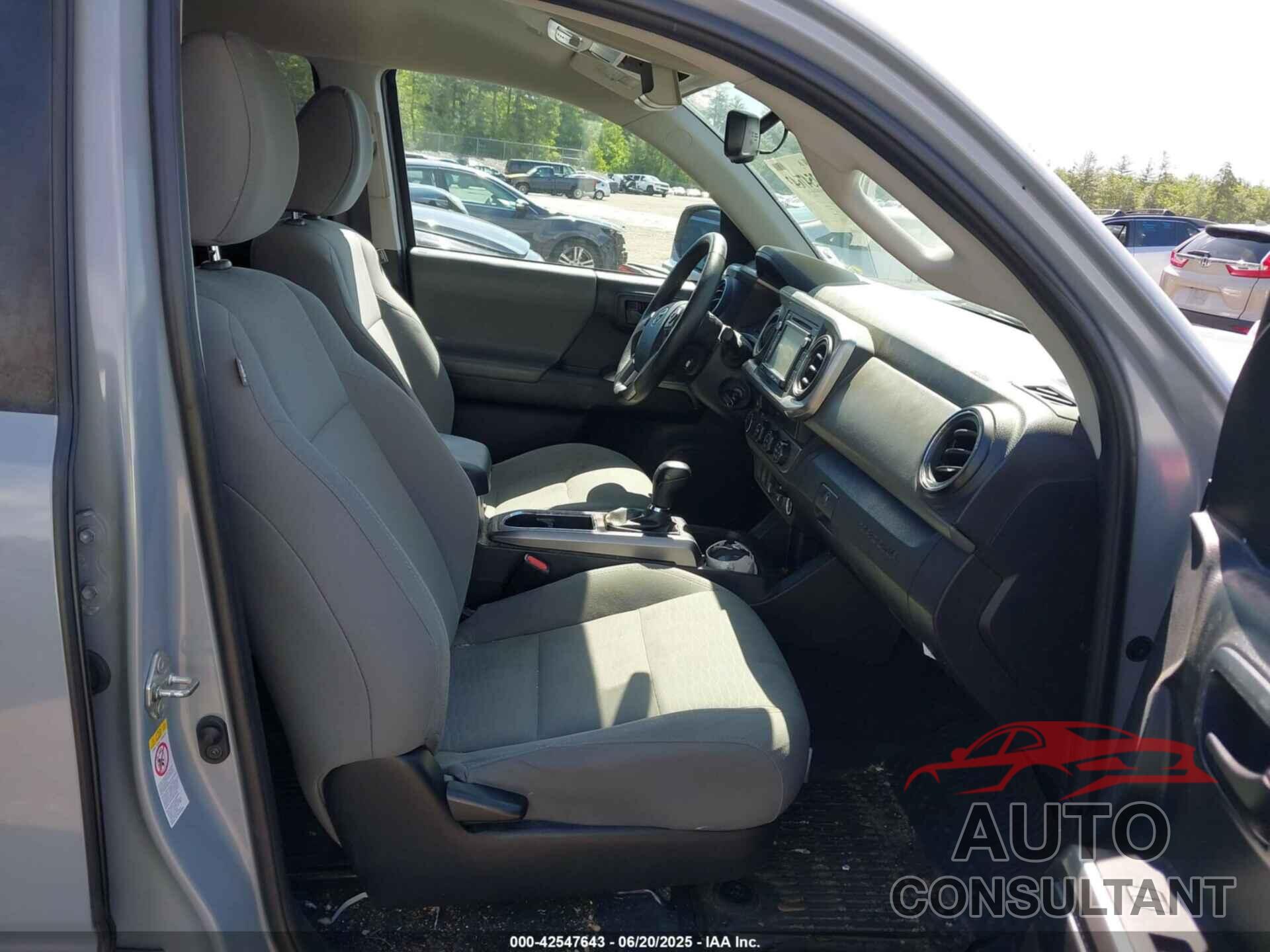 TOYOTA TACOMA 2019 - 3TMCZ5AN1KM275287