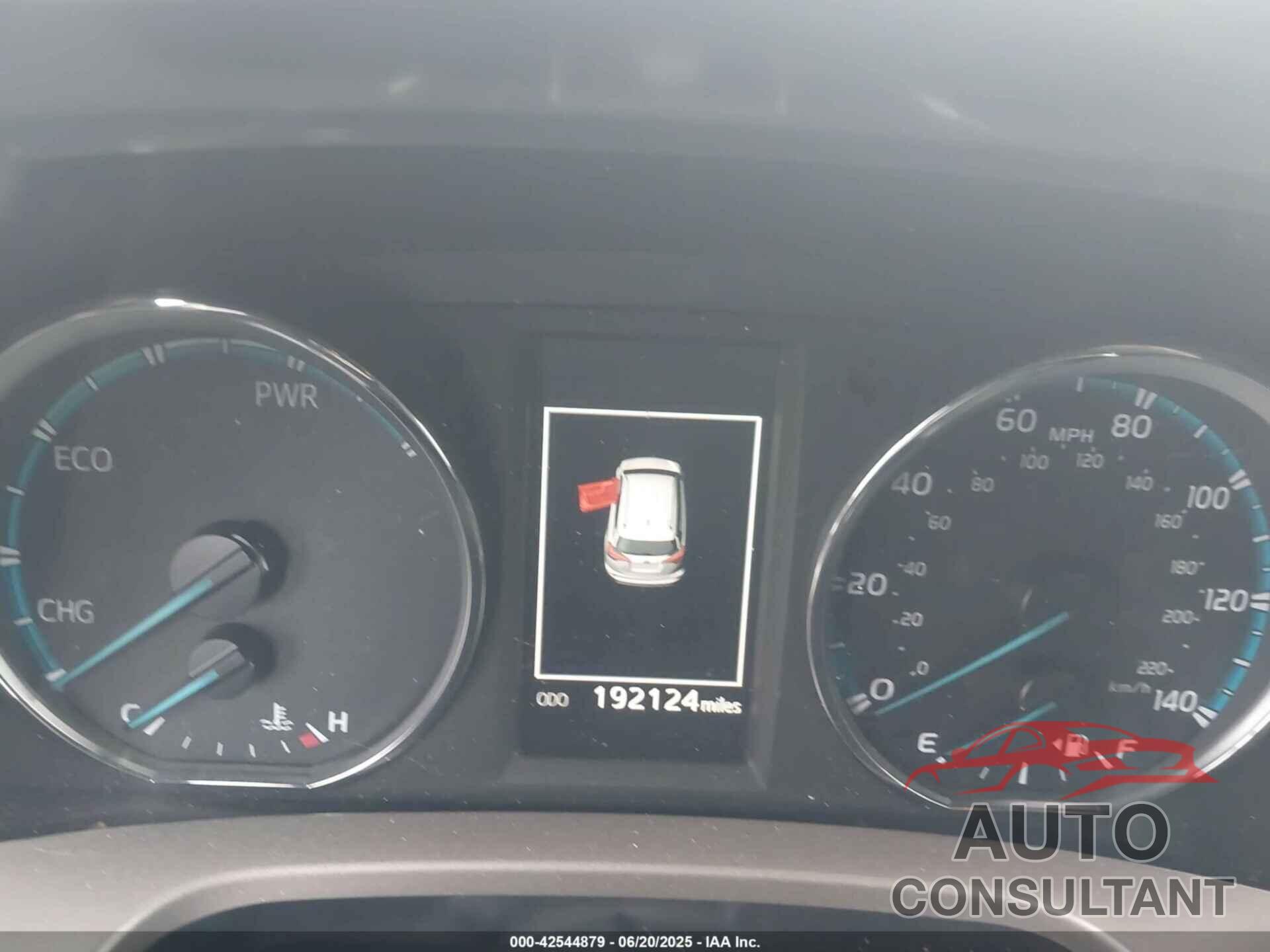 TOYOTA RAV4 HYBRID 2017 - JTMRJREV4HD147293