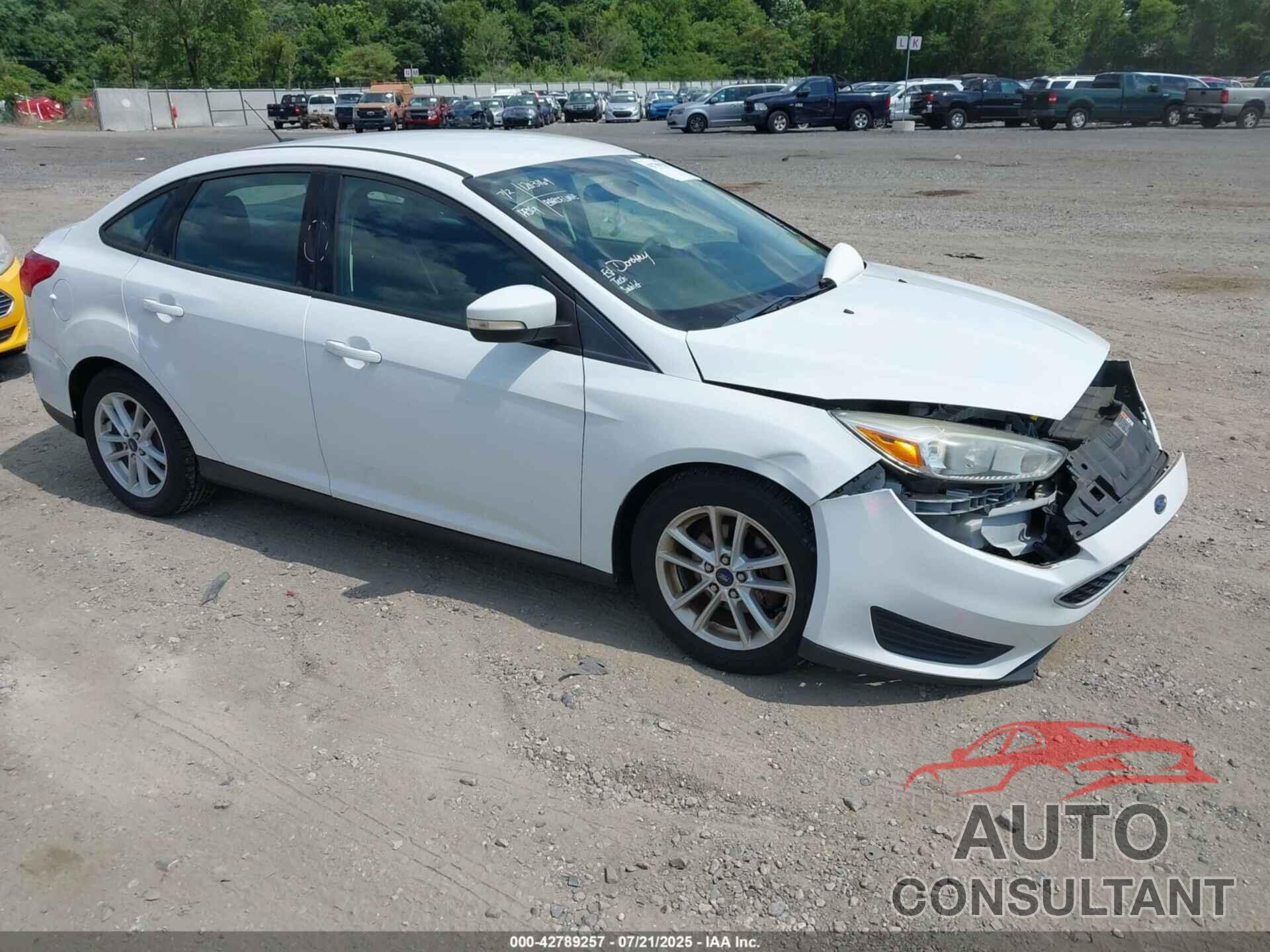 FORD FOCUS 2015 - 1FADP3F27FL202192