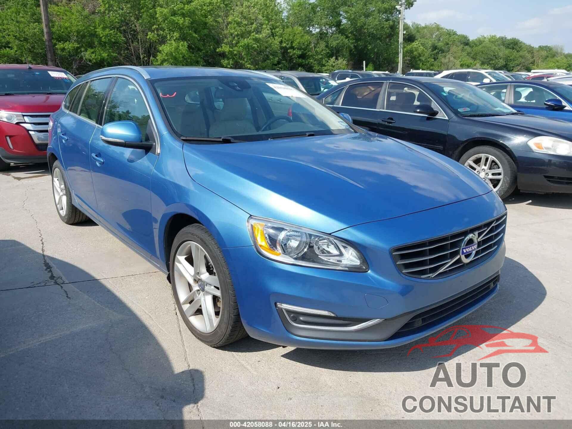 VOLVO V60 2015 - YV140MECXF1213689