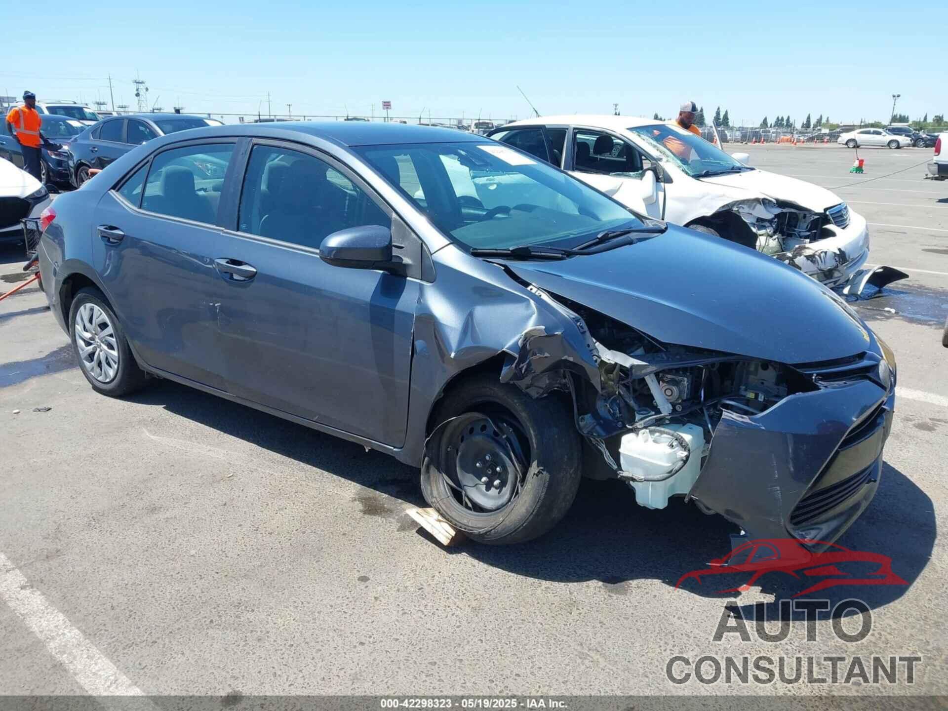 TOYOTA COROLLA 2018 - 5YFBURHE9JP849472