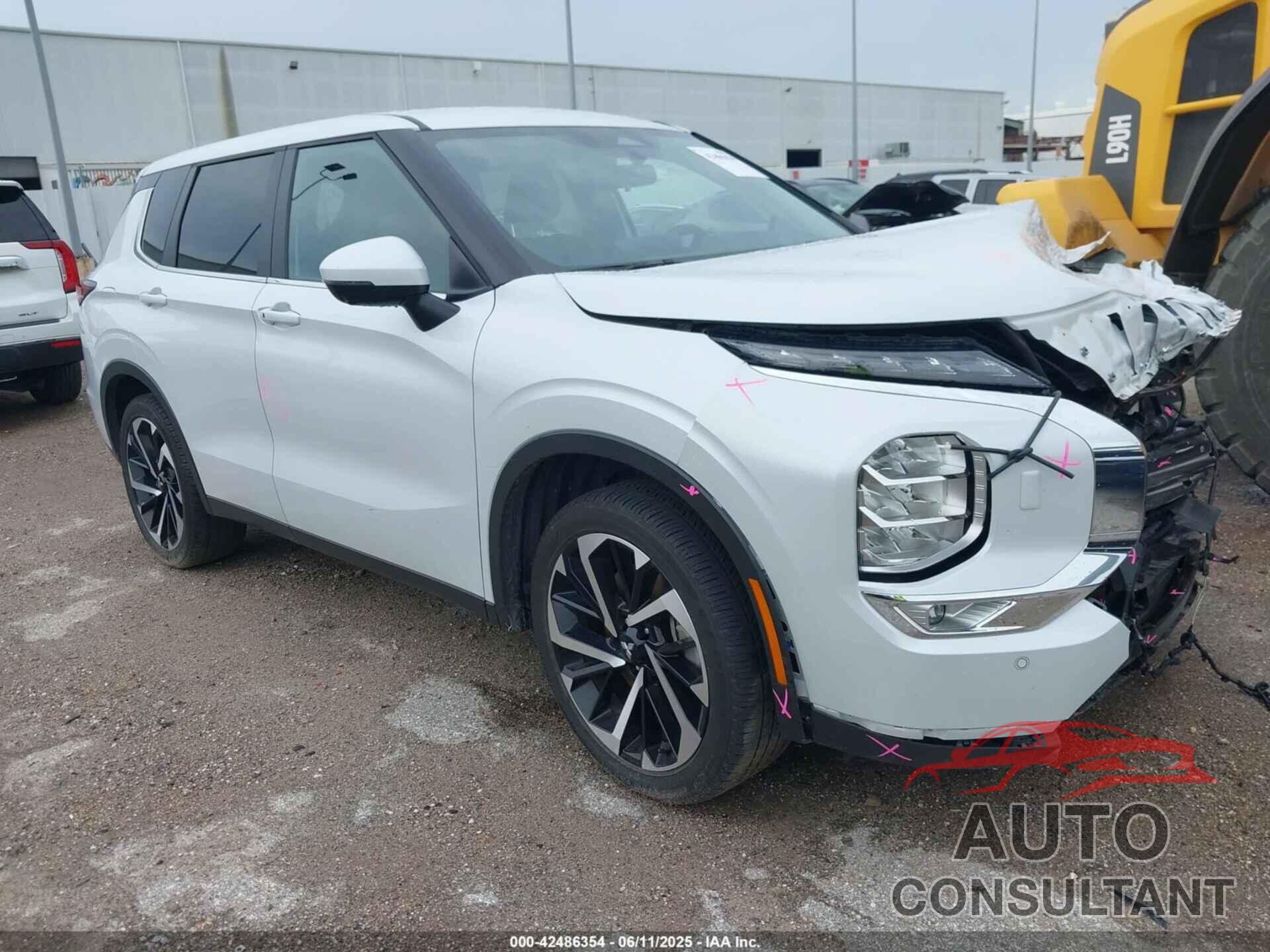 MITSUBISHI OUTLANDER 2024 - JA4J4VA88RZ062436