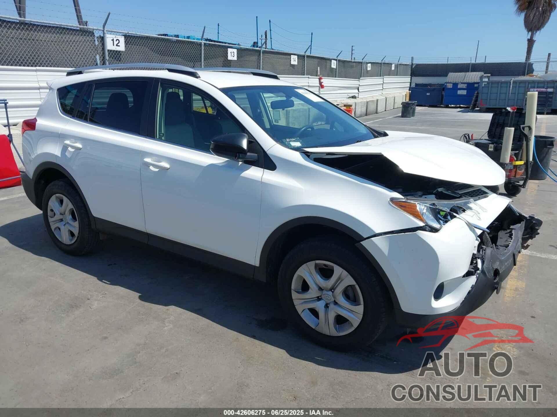 TOYOTA RAV4 2014 - JTMZFREV0EJ020622
