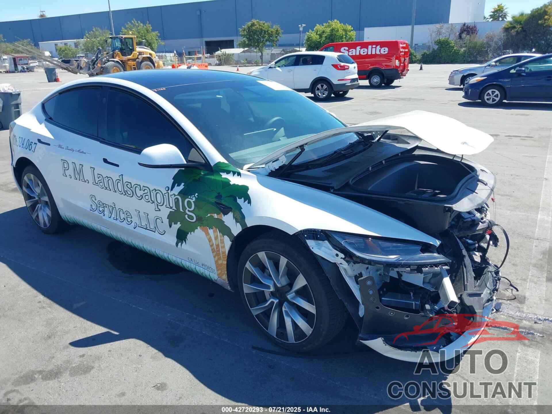 TESLA MODEL 3 2025 - 5YJ3E1EAXSF876990