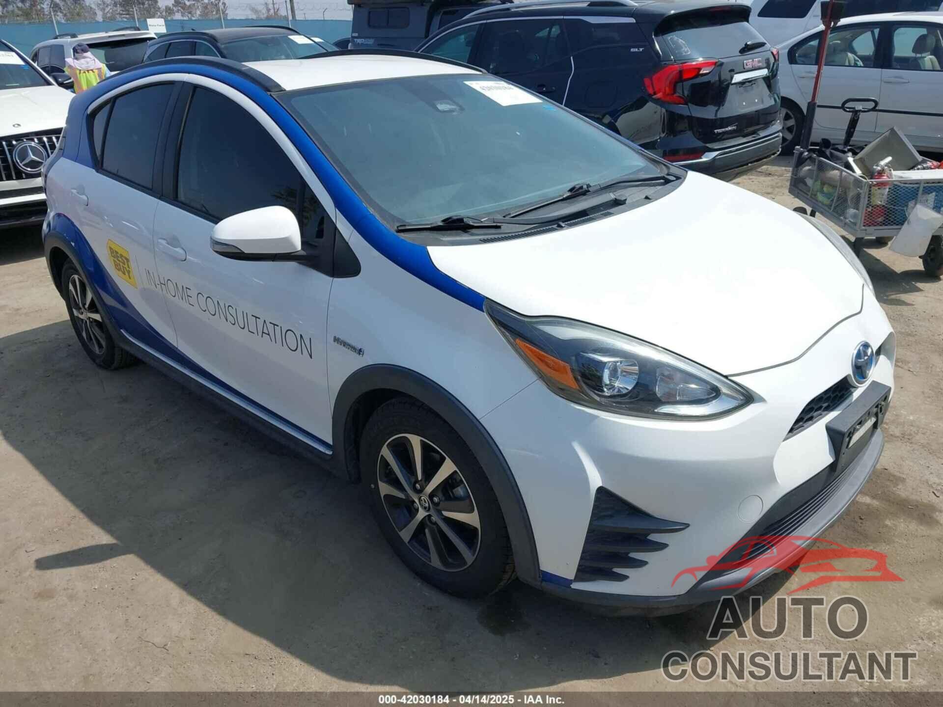 TOYOTA PRIUS C 2018 - JTDKDTB39J1599420