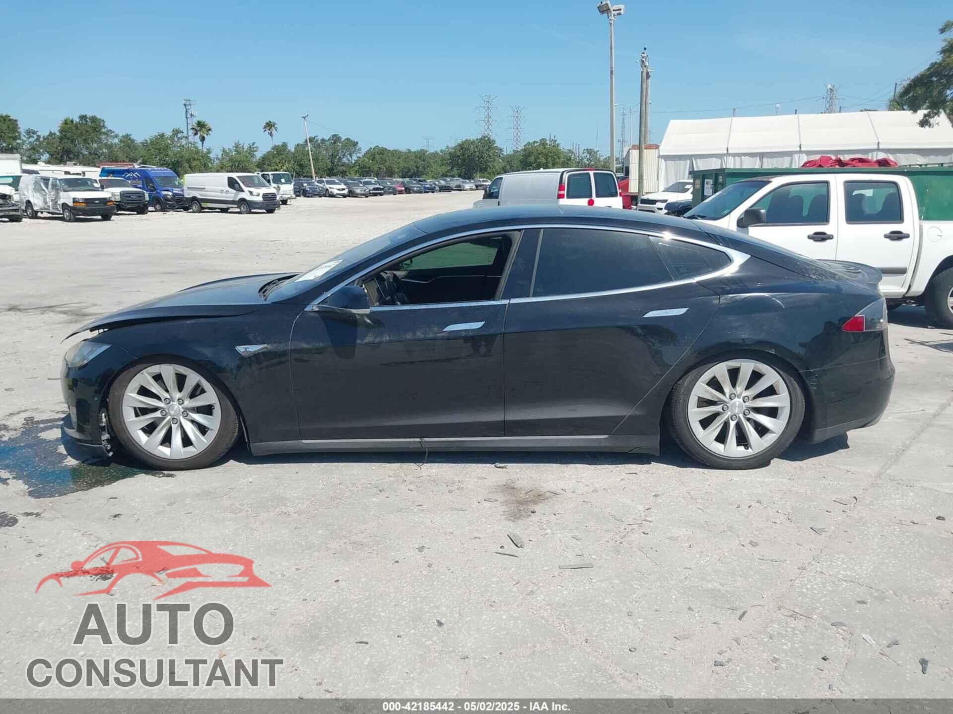 TESLA MODEL S 2014 - 5YJSA1H25EFP65571