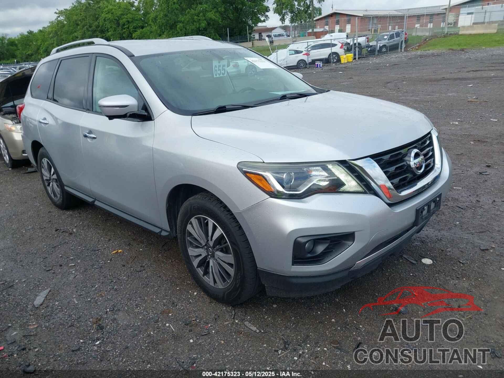 NISSAN PATHFINDER 2017 - 5N1DR2MM4HC680569