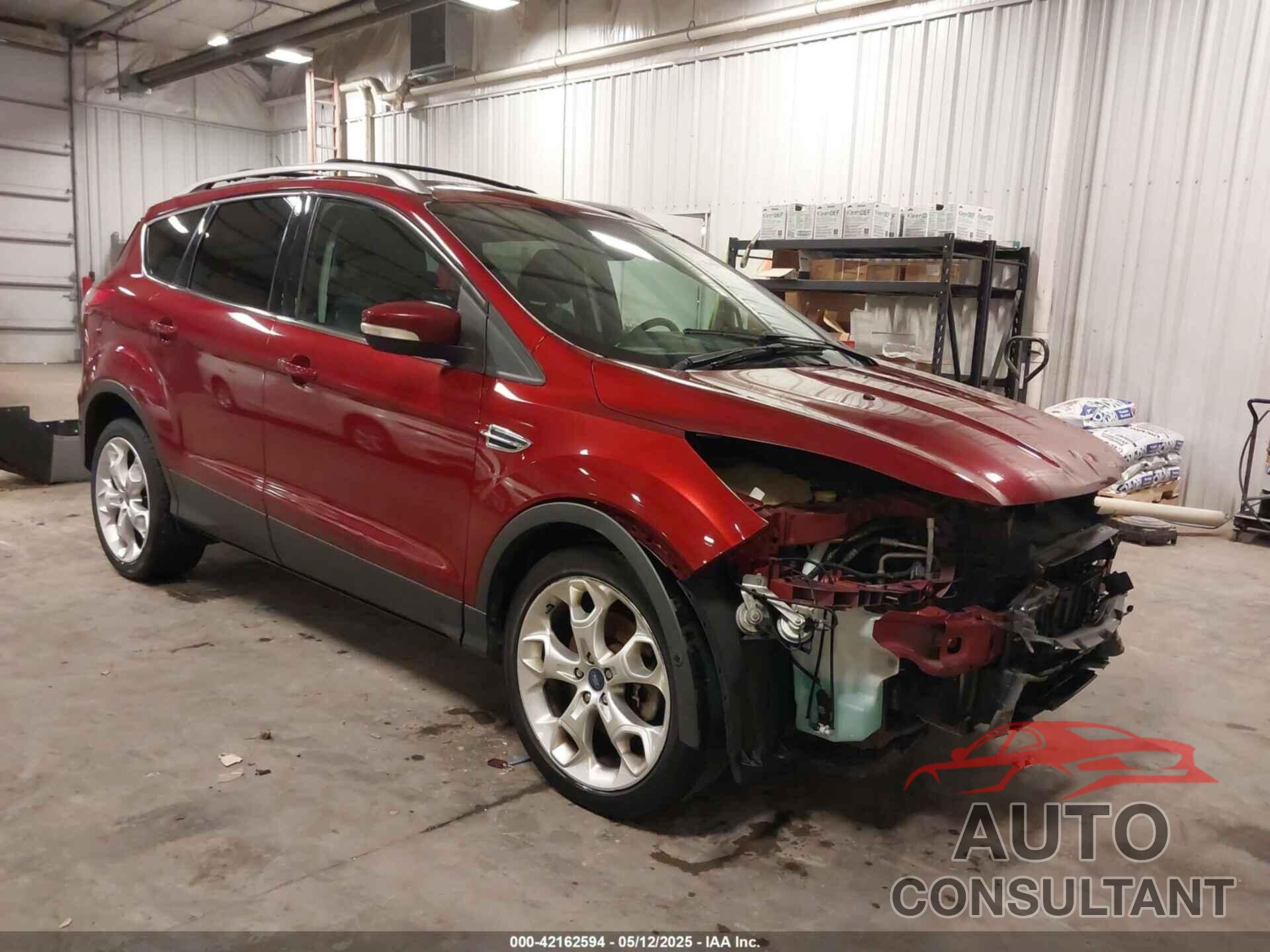 FORD ESCAPE 2013 - 1FMCU9J97DUB37224