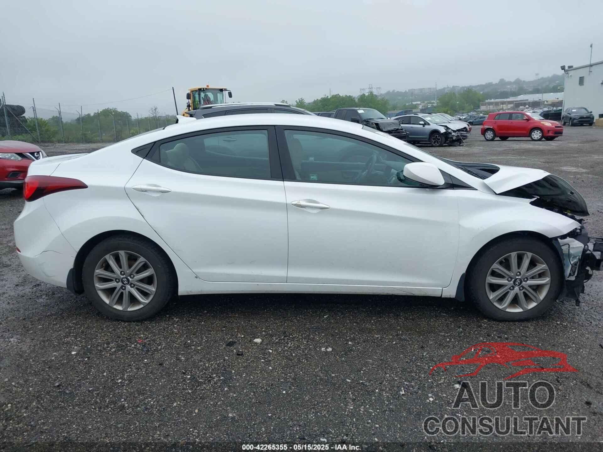 HYUNDAI ELANTRA 2016 - 5NPDH4AE2GH654376