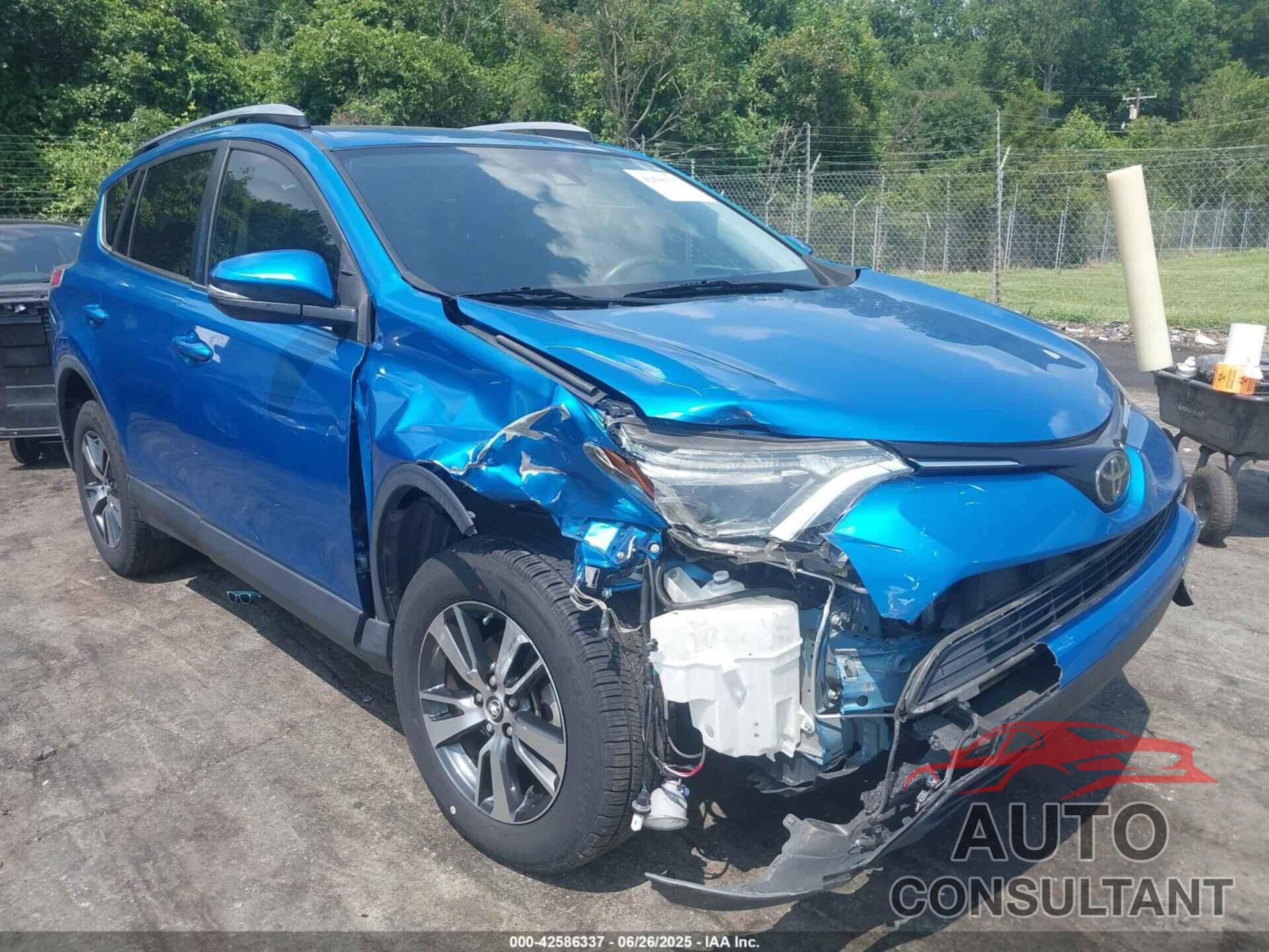 TOYOTA RAV4 2018 - JTMWFREVXJJ751586