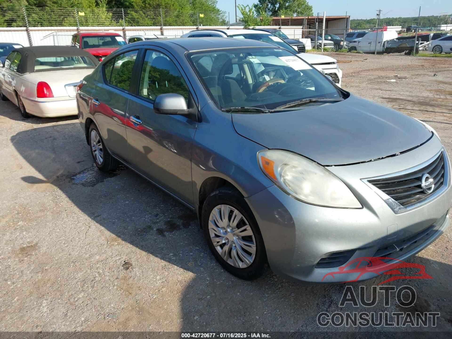 NISSAN VERSA 2012 - 3N1CN7AP2CL928132