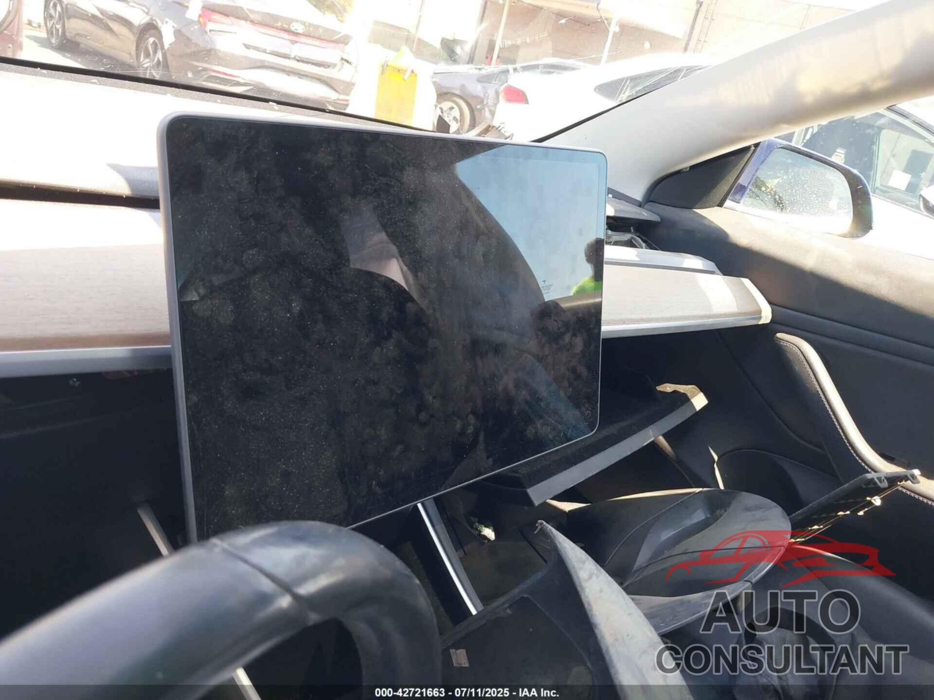 TESLA MODEL 3 2018 - 5YJ3E1EA5JF161095