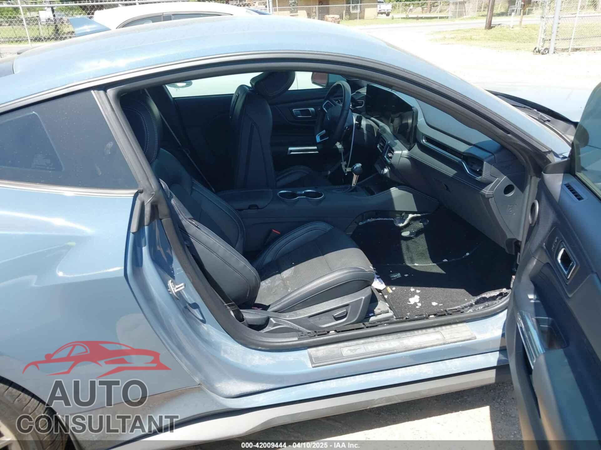 FORD MUSTANG 2024 - 1FA6P8CF4R5426333