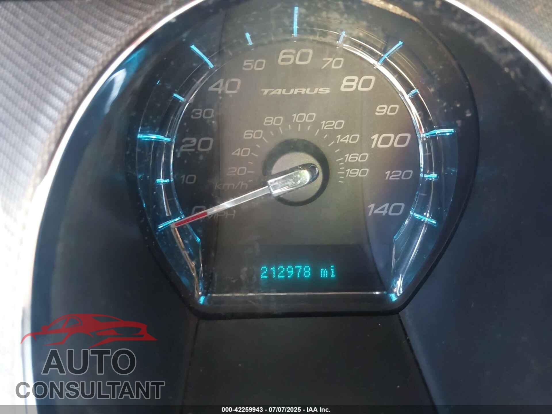 FORD TAURUS 2011 - 1FAHP2KT0BG176547