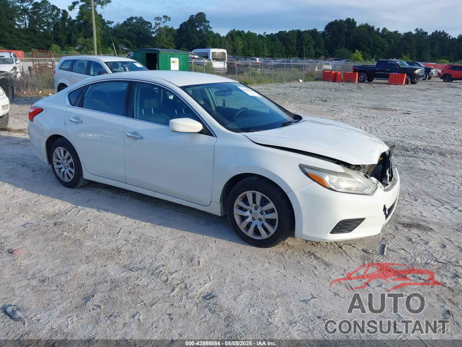 NISSAN ALTIMA 2017 - 1N4AL3AP5HN317401