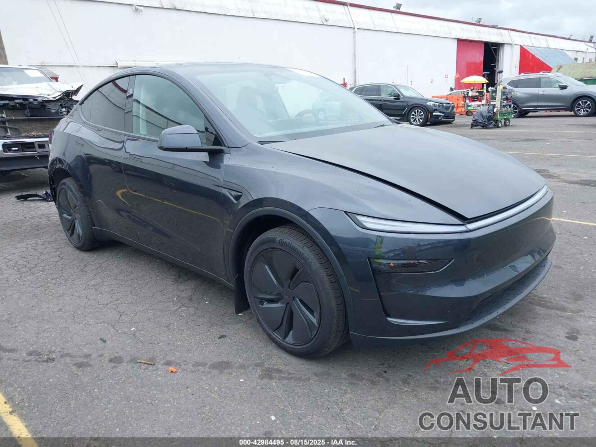 TESLA MODEL Y 2026 - 7SAYGDEDXTF375064