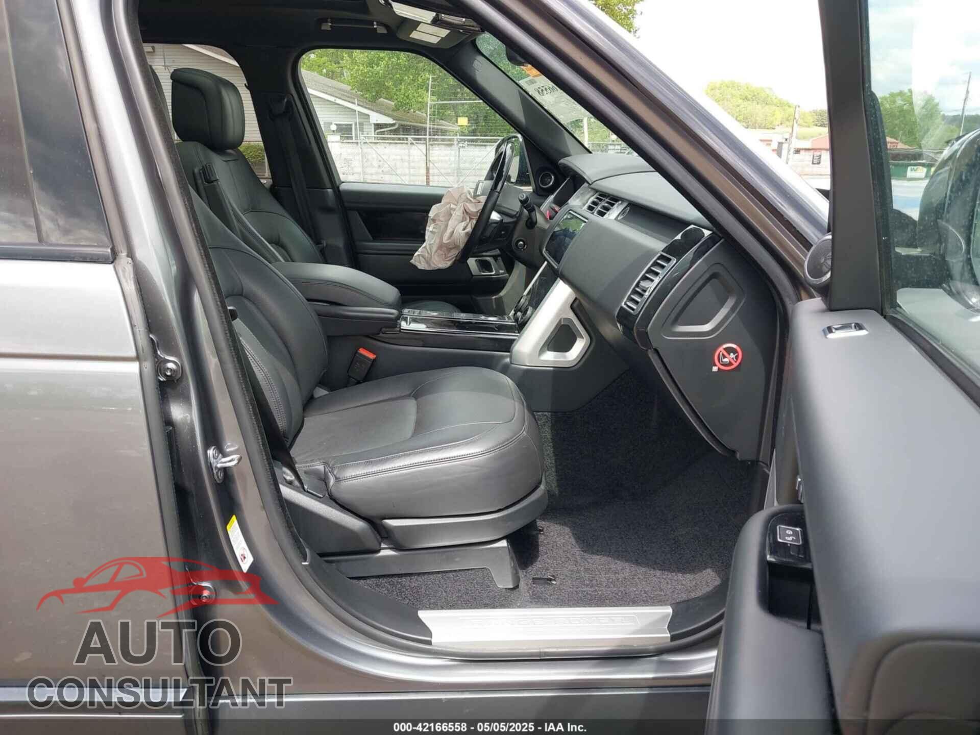 LAND ROVER RANGE ROVER 2018 - SALGS2SV1JA397462