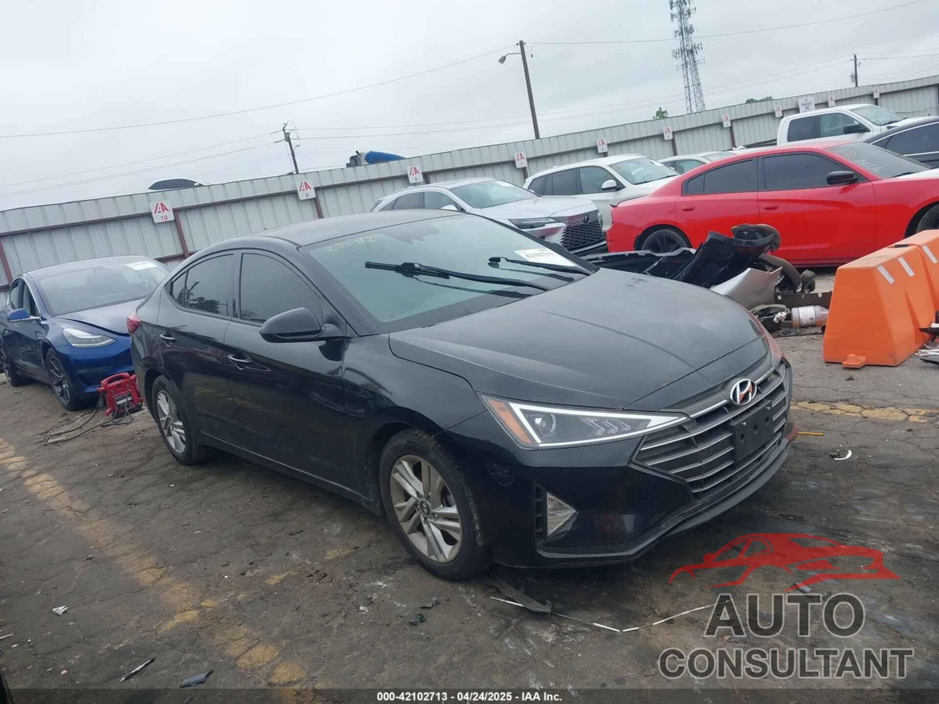 HYUNDAI ELANTRA 2020 - 5NPD84LF2LH625010