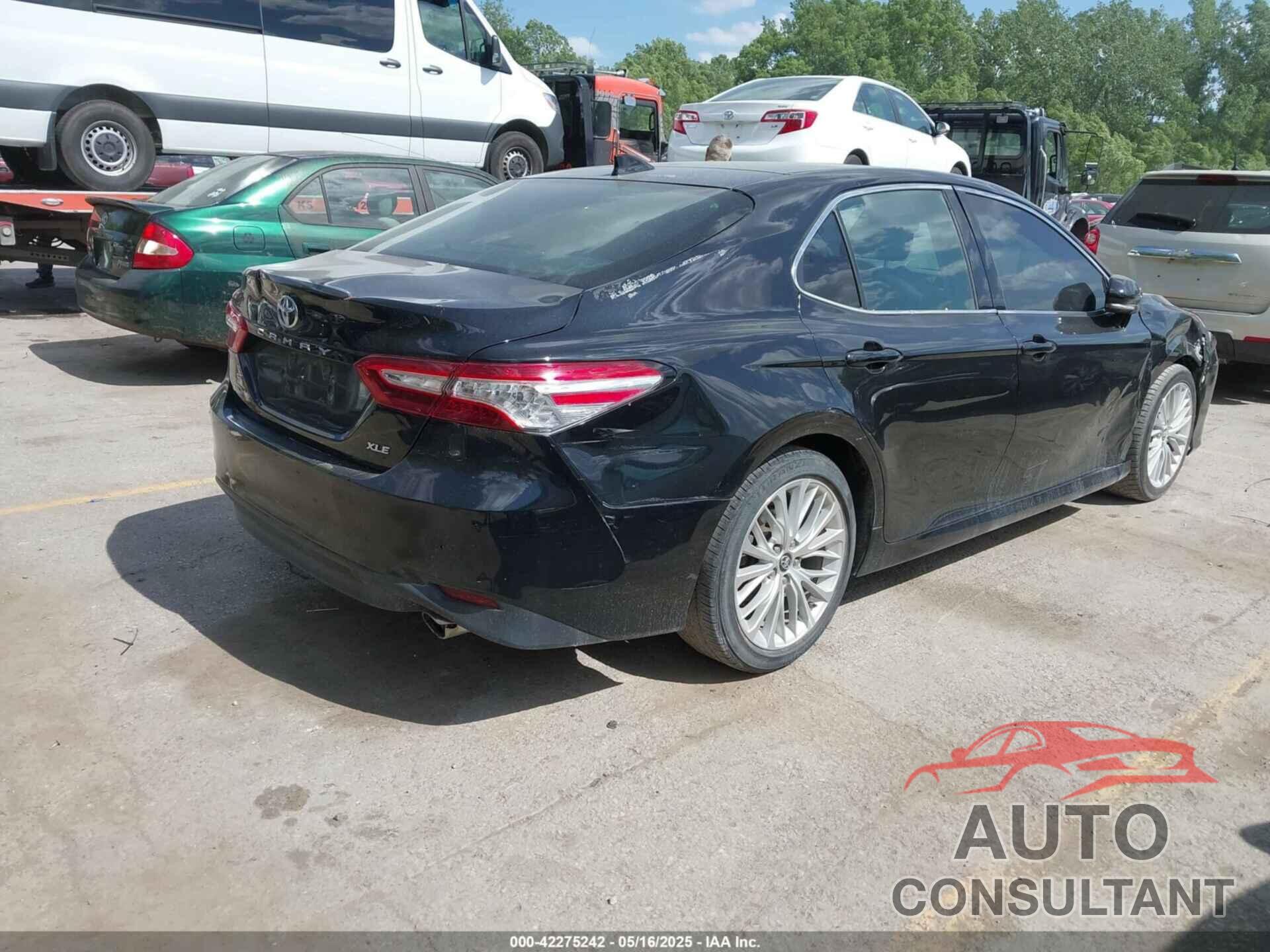 TOYOTA CAMRY 2019 - 4T1B11HK4KU159810