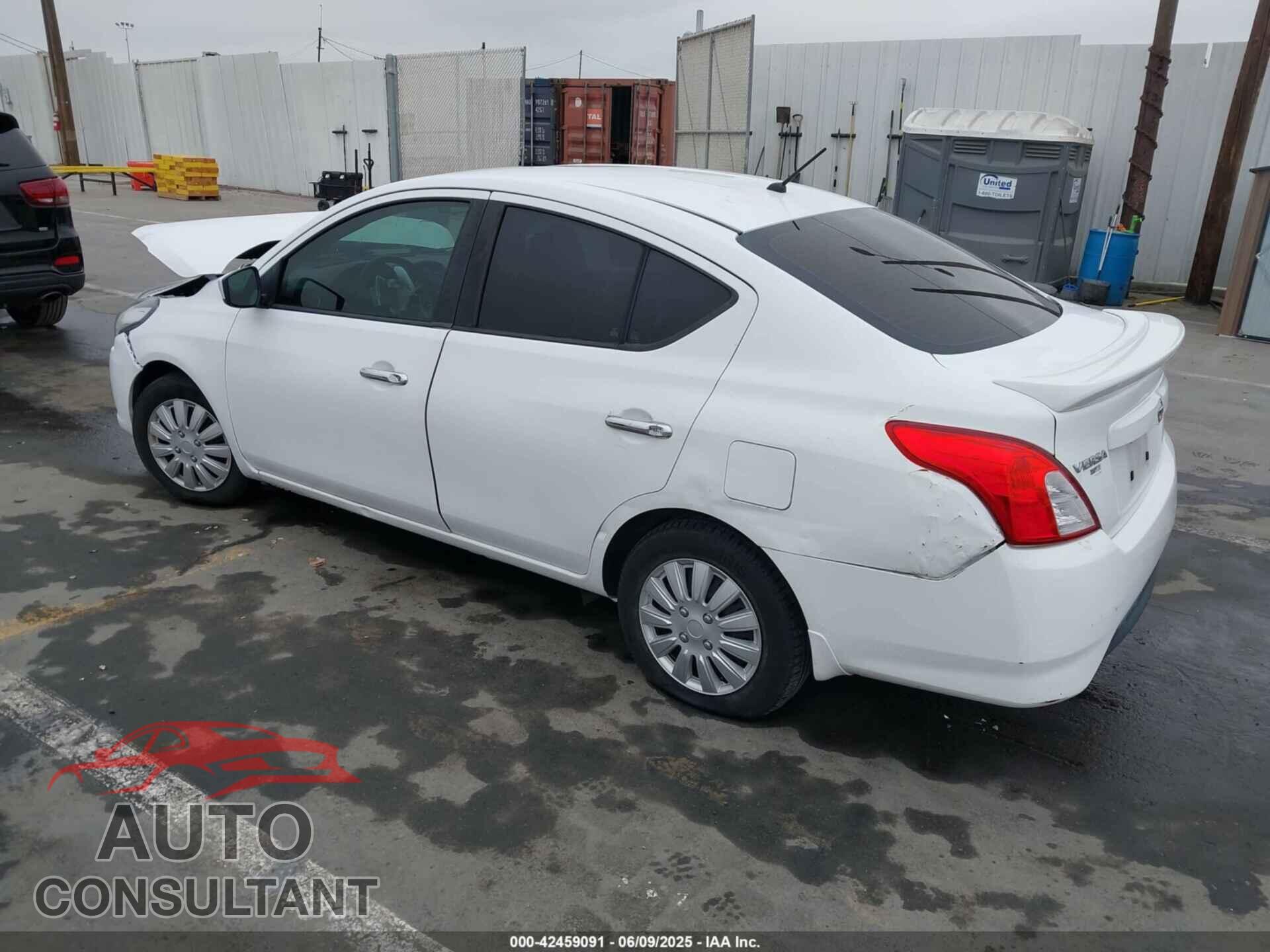 NISSAN VERSA 2019 - 3N1CN7AP3KL852807