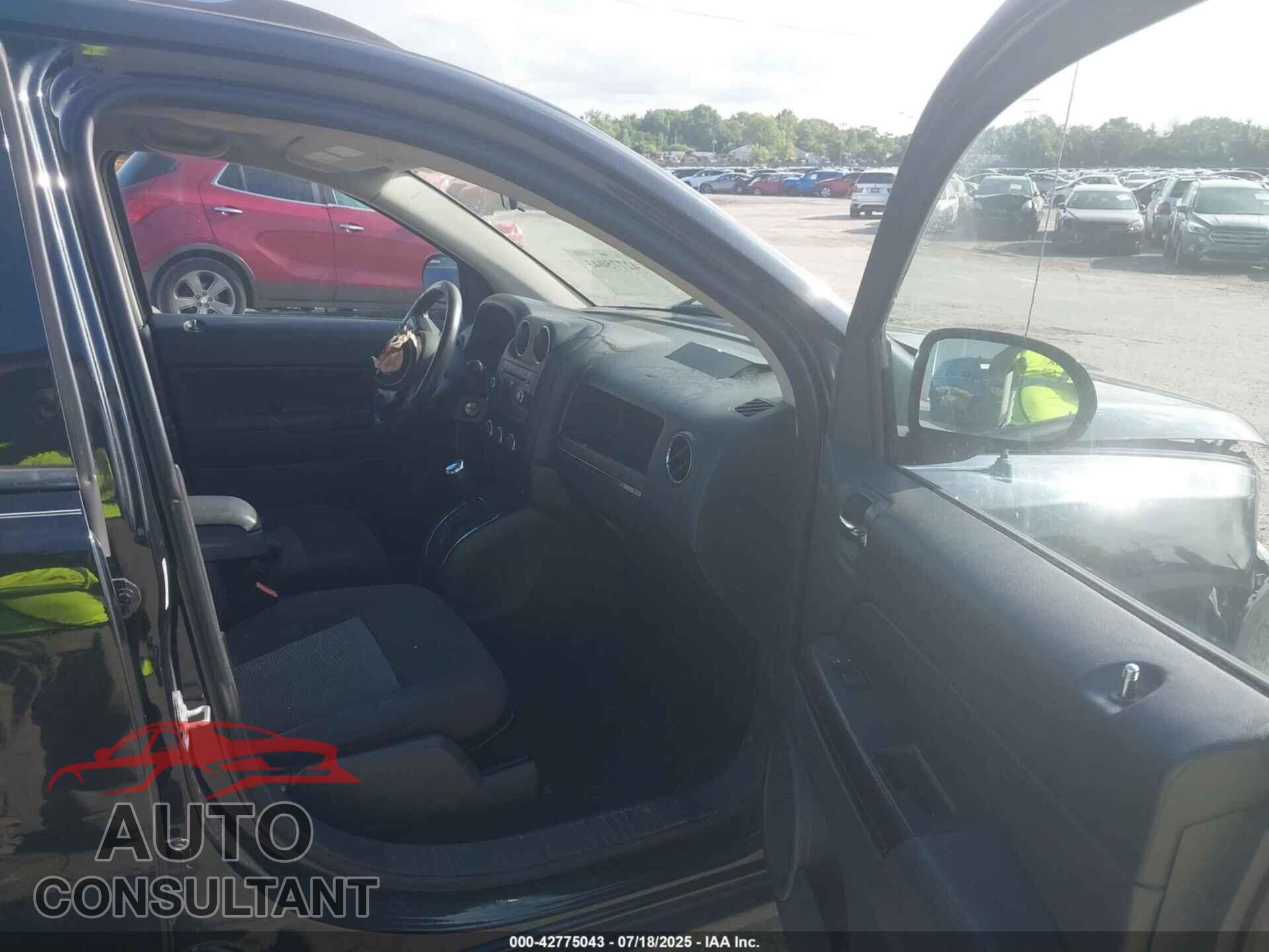 JEEP COMPASS 2011 - 1J4NT1FB7BD137745