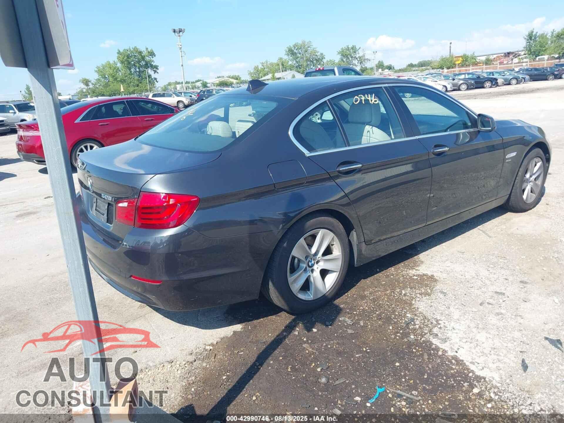 BMW 528I 2012 - WBAXH5C5XCDW08081
