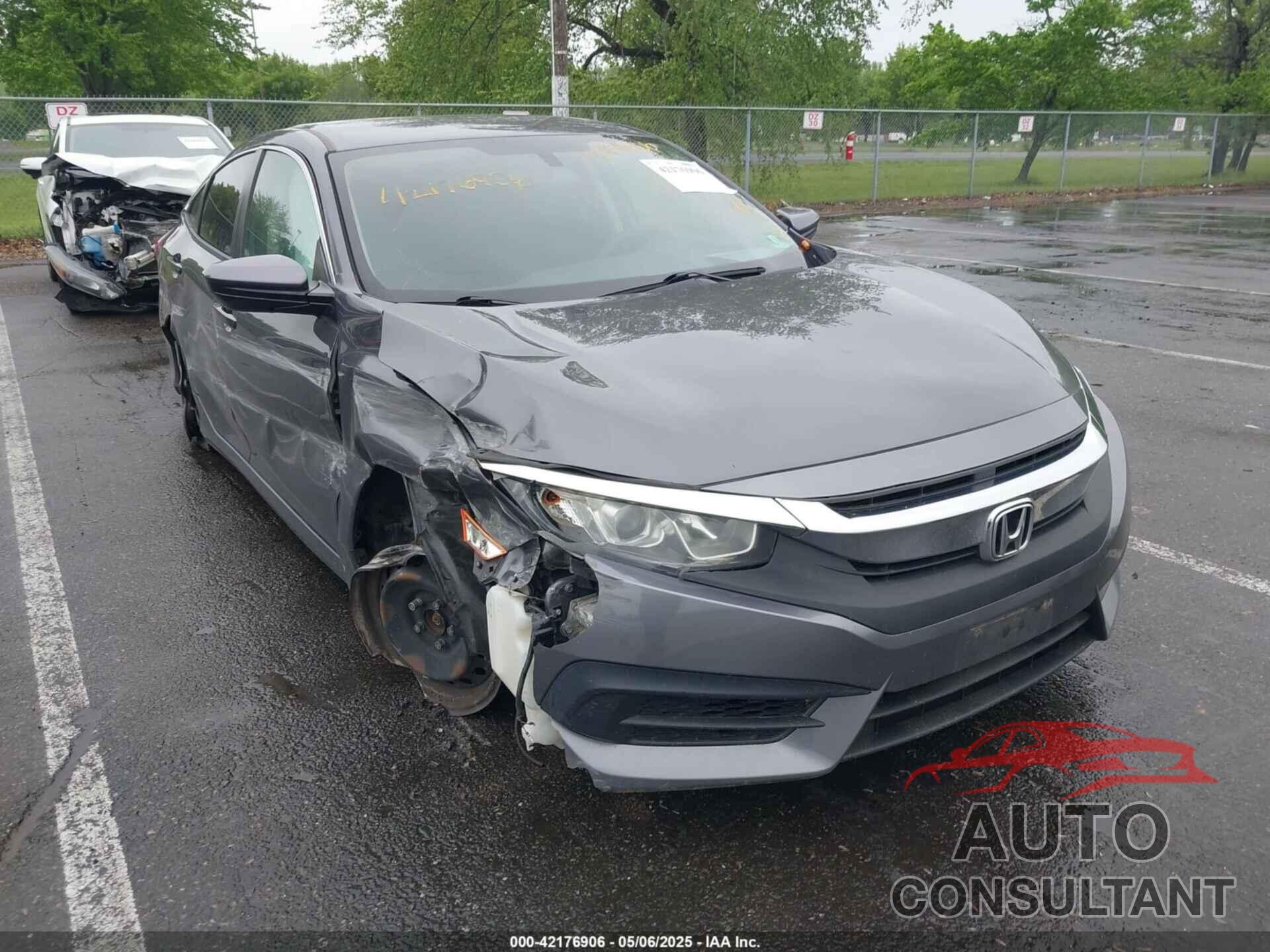 HONDA CIVIC 2017 - 2HGFC2F51HH577032