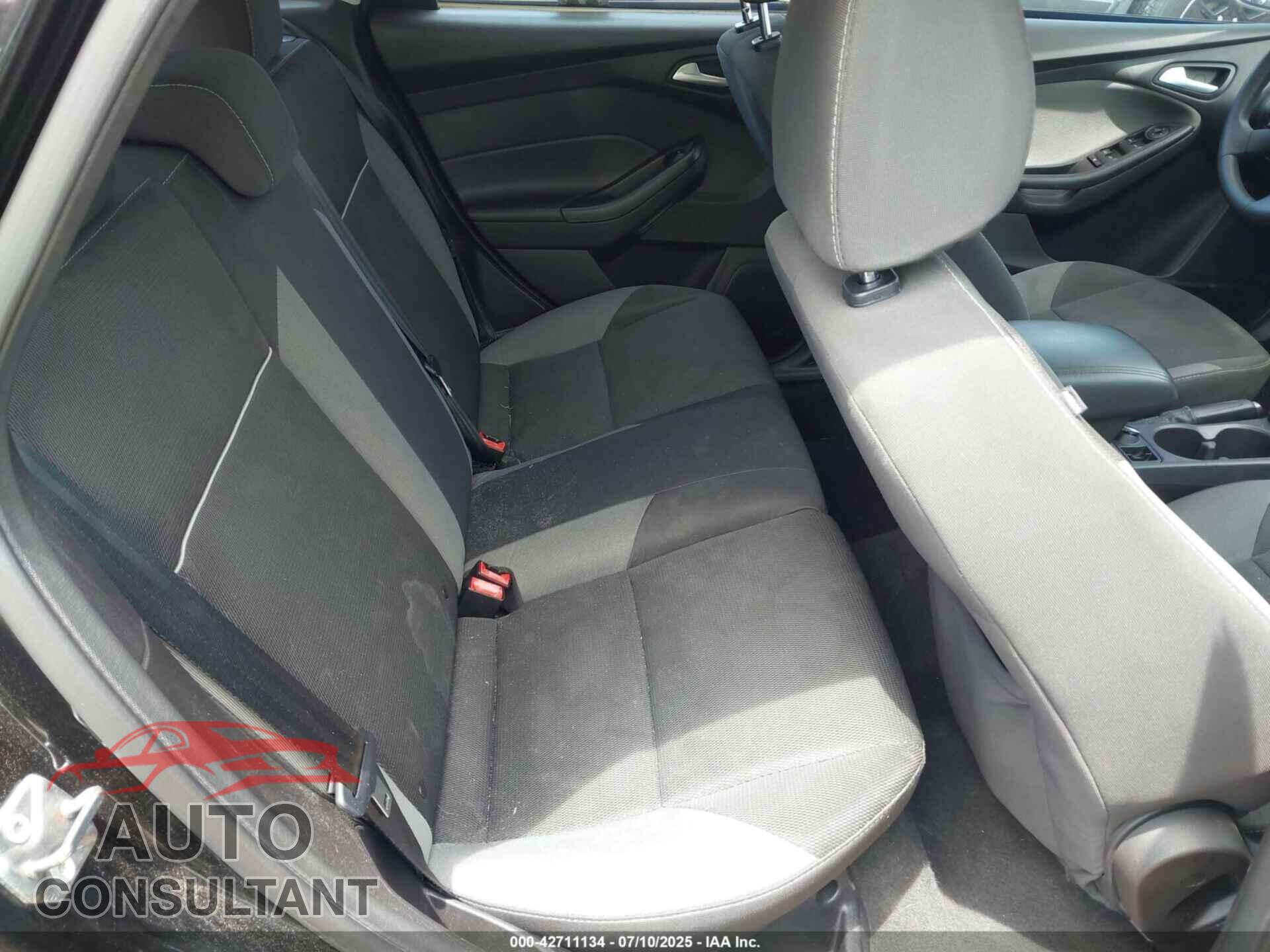 FORD FOCUS 2013 - 1FADP3K28DL259097